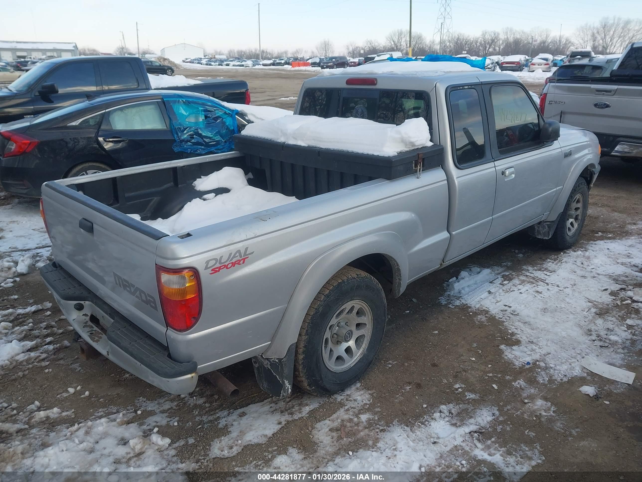 MAZDA B4000 image 4