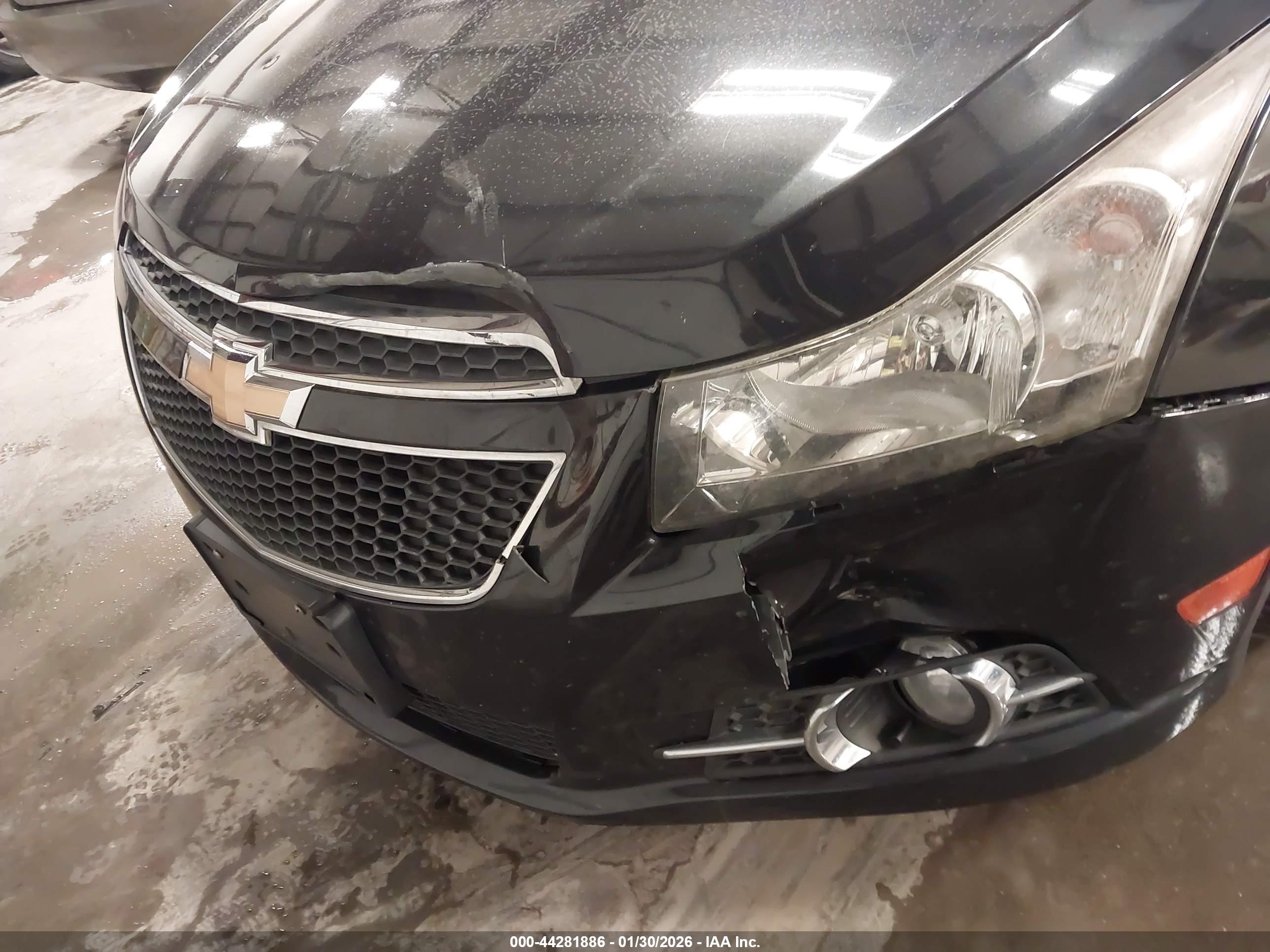 CHEVROLET CRUZE image 6