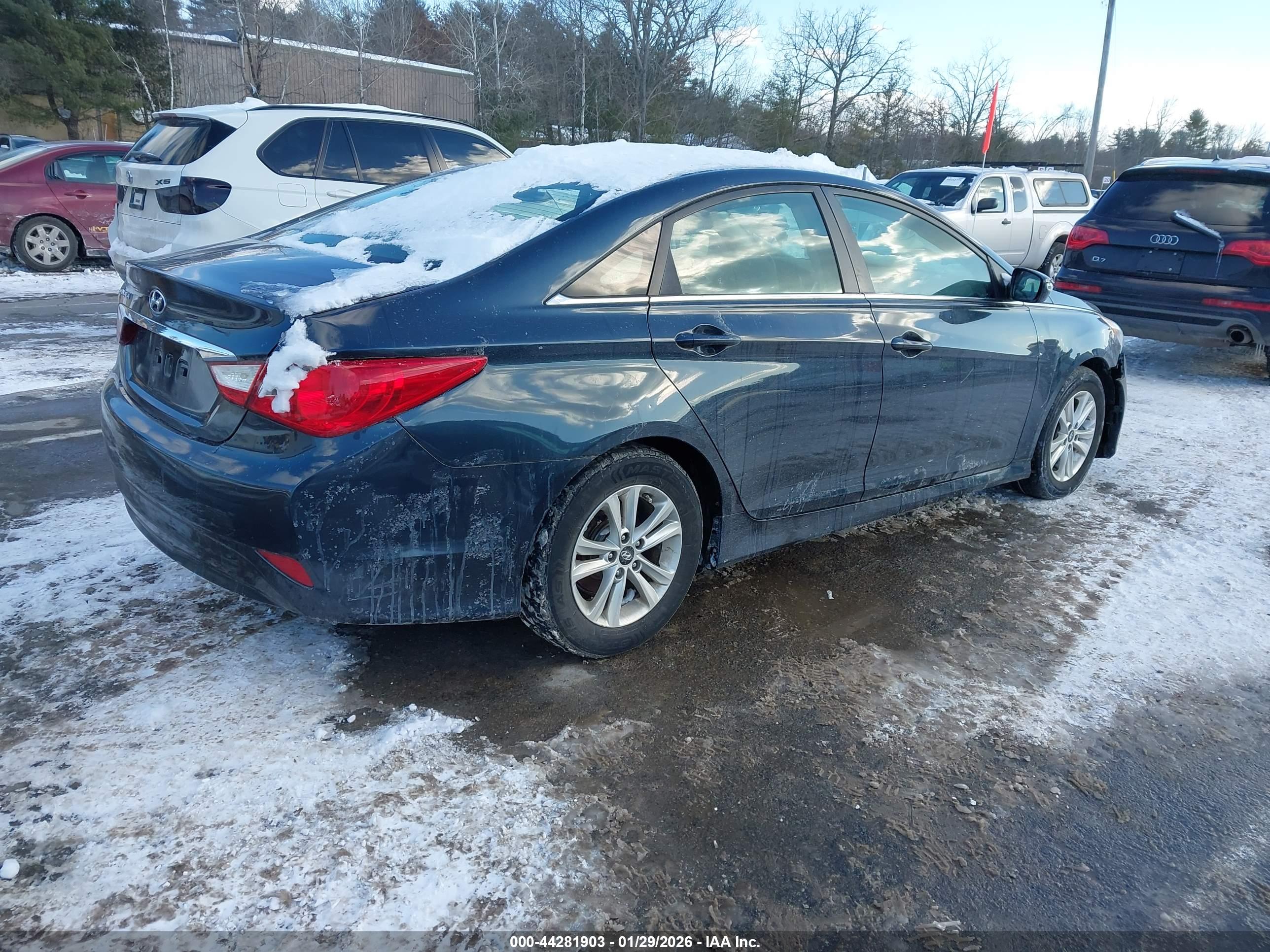 HYUNDAI SONATA image 4