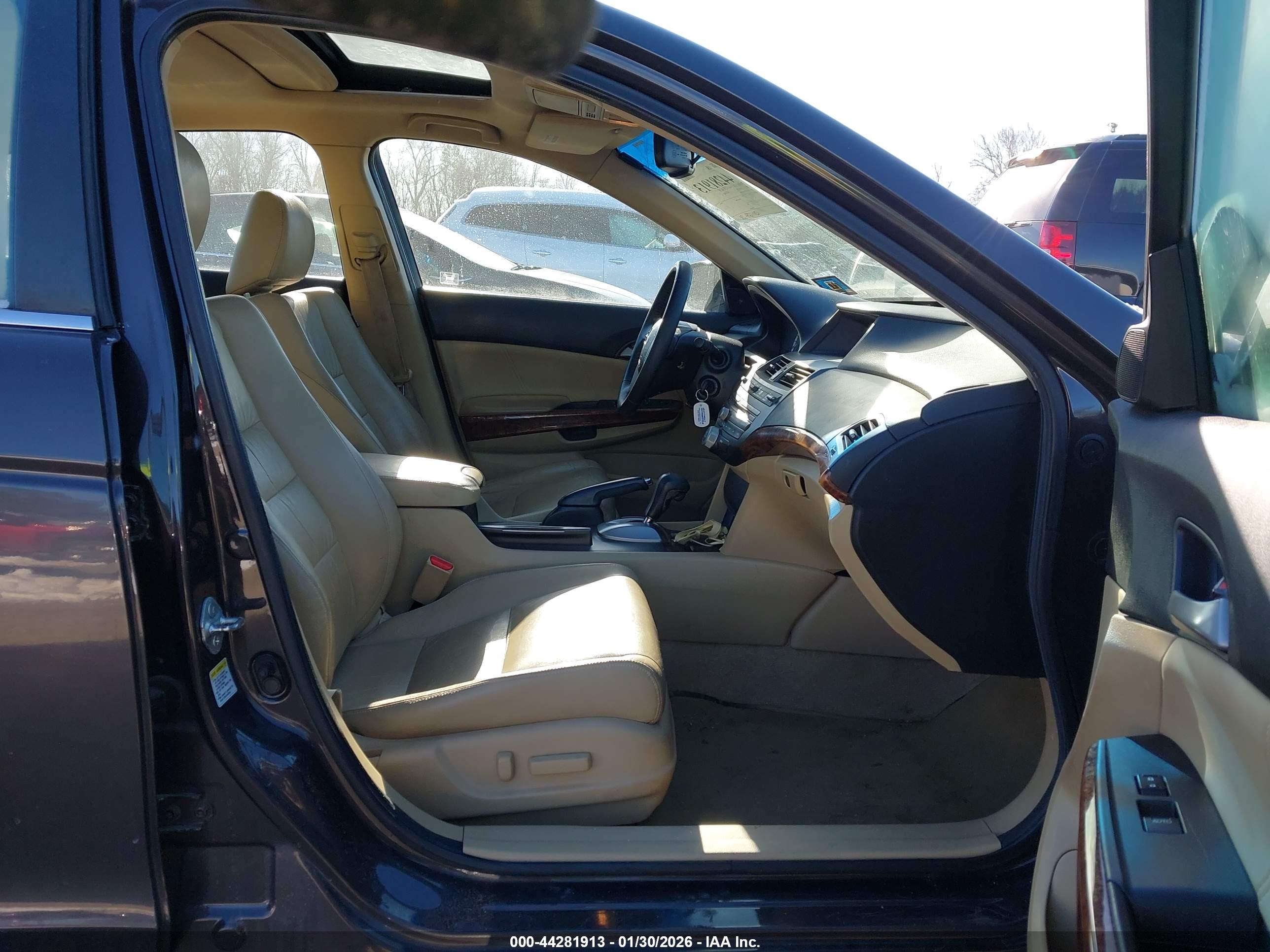 HONDA ACCORD image 5