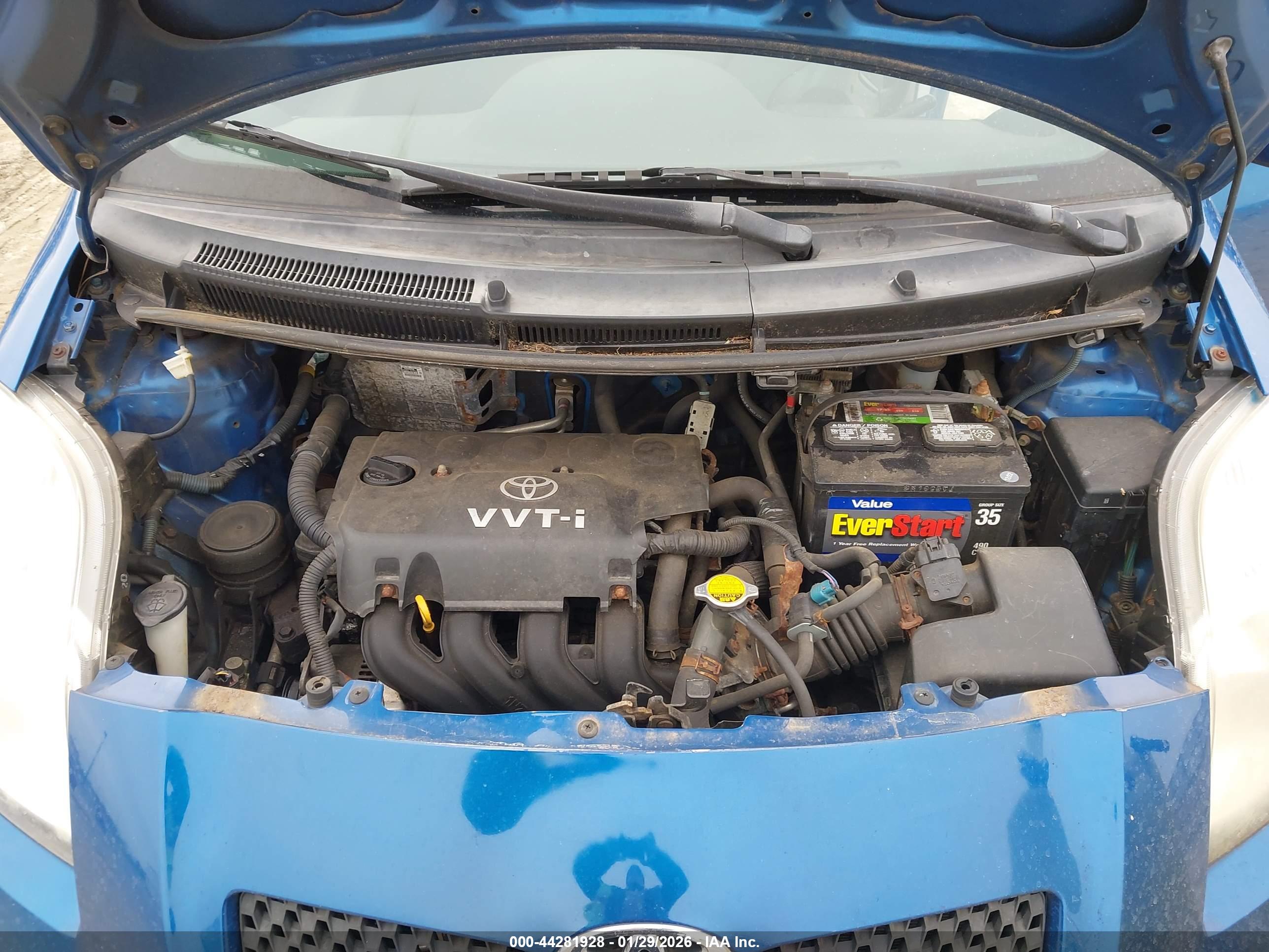 TOYOTA YARIS image 10