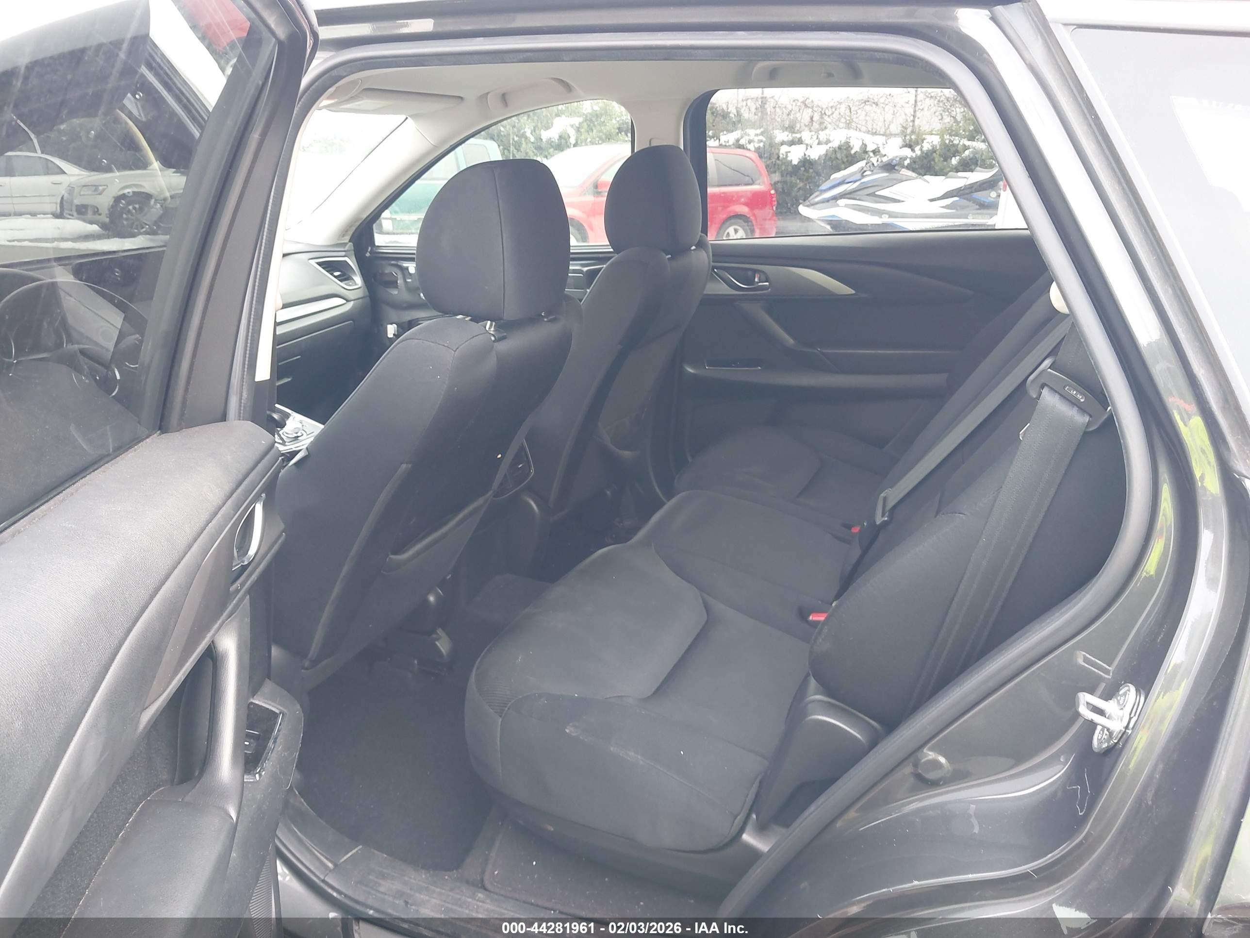 MAZDA CX-9 image 8