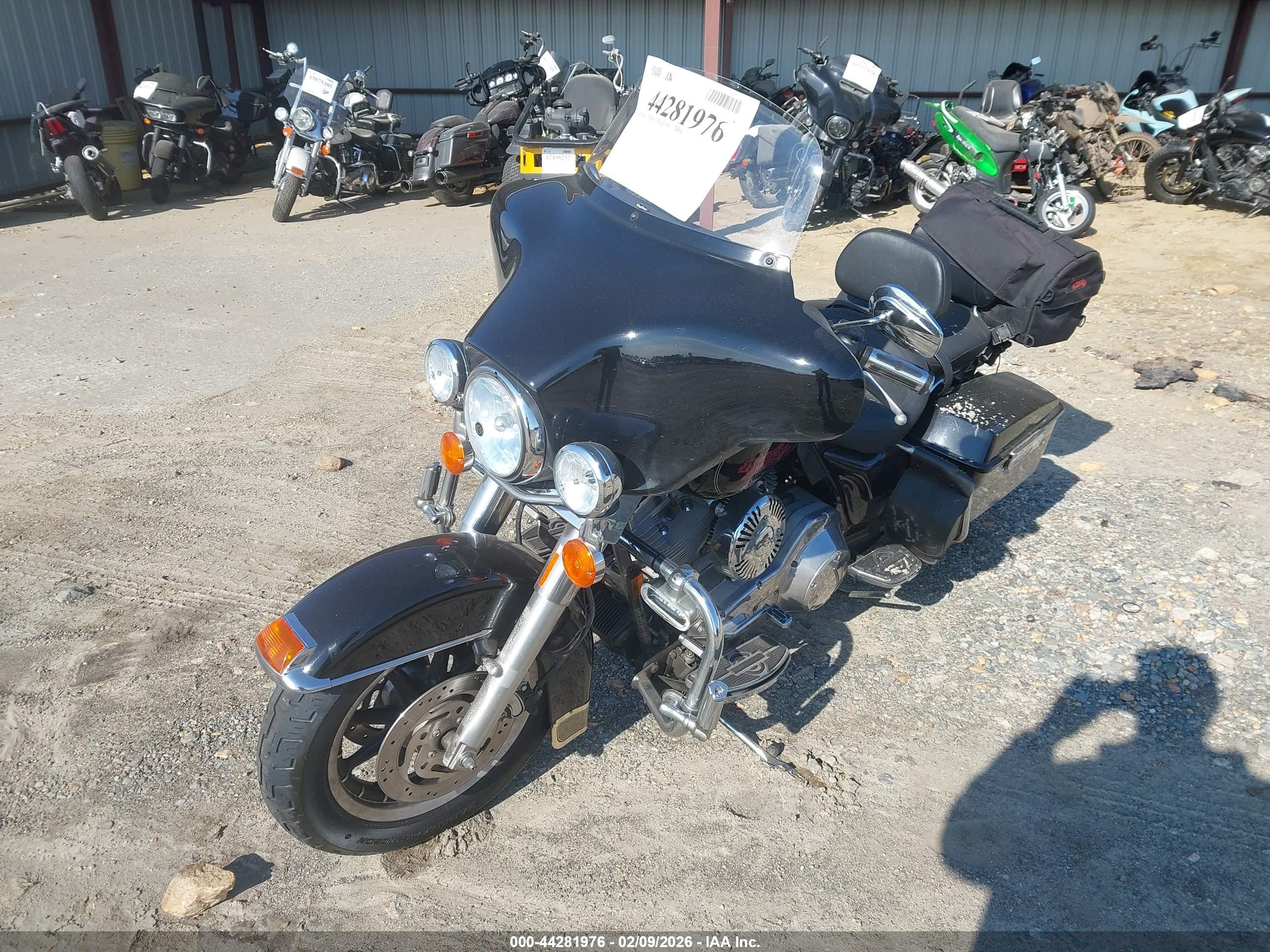 HARLEY-DAVIDSON FLHTI image 2