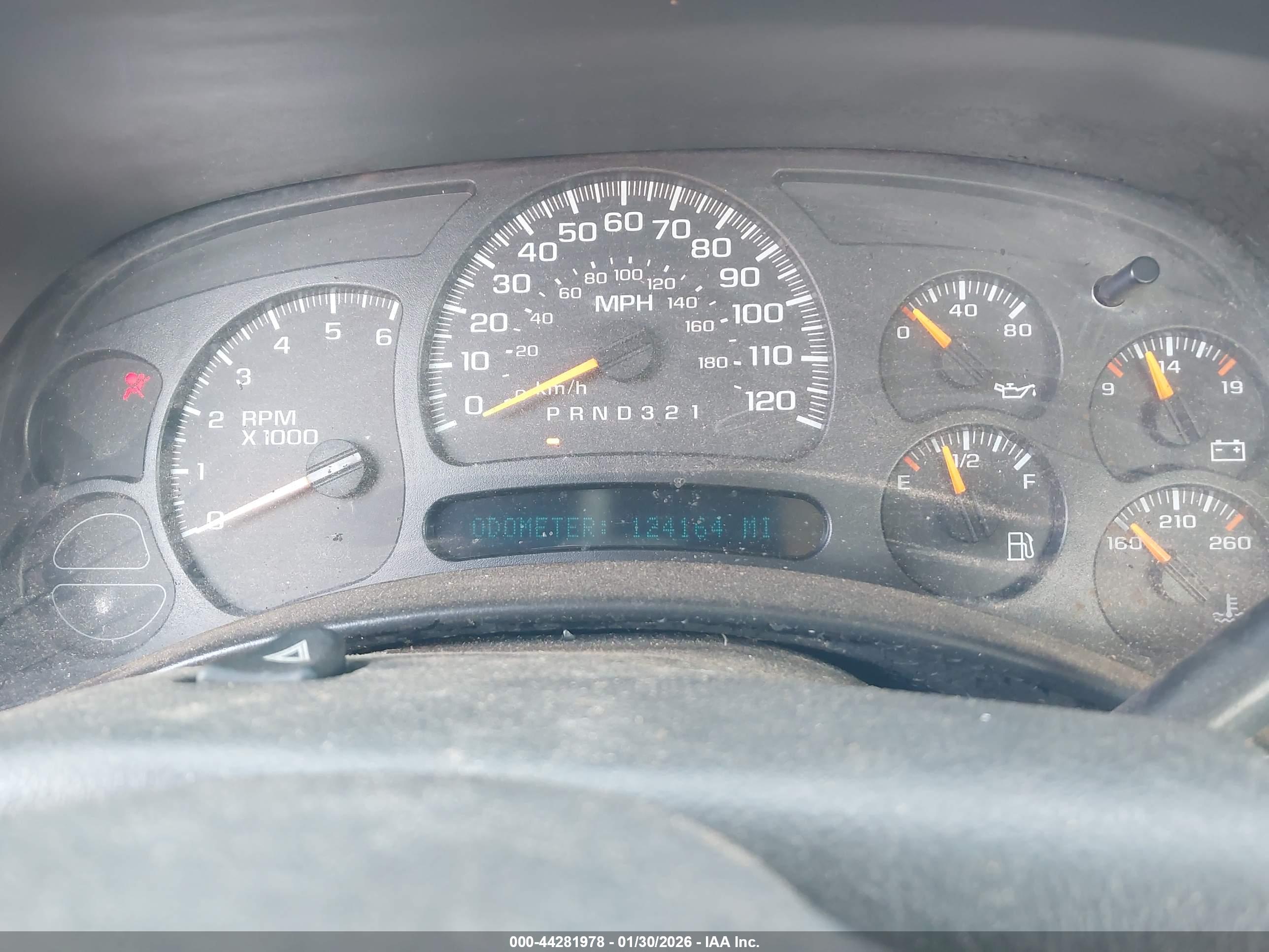 CHEVROLET SILVERADO image 7