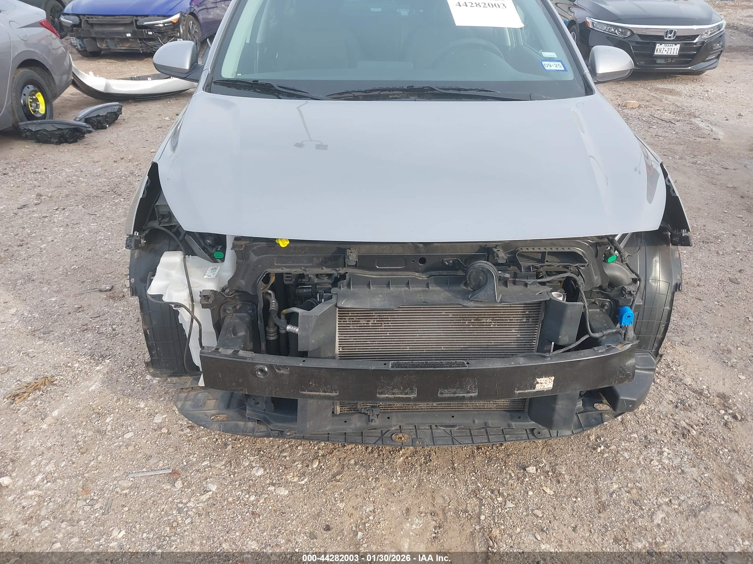 KIA RIO image 6