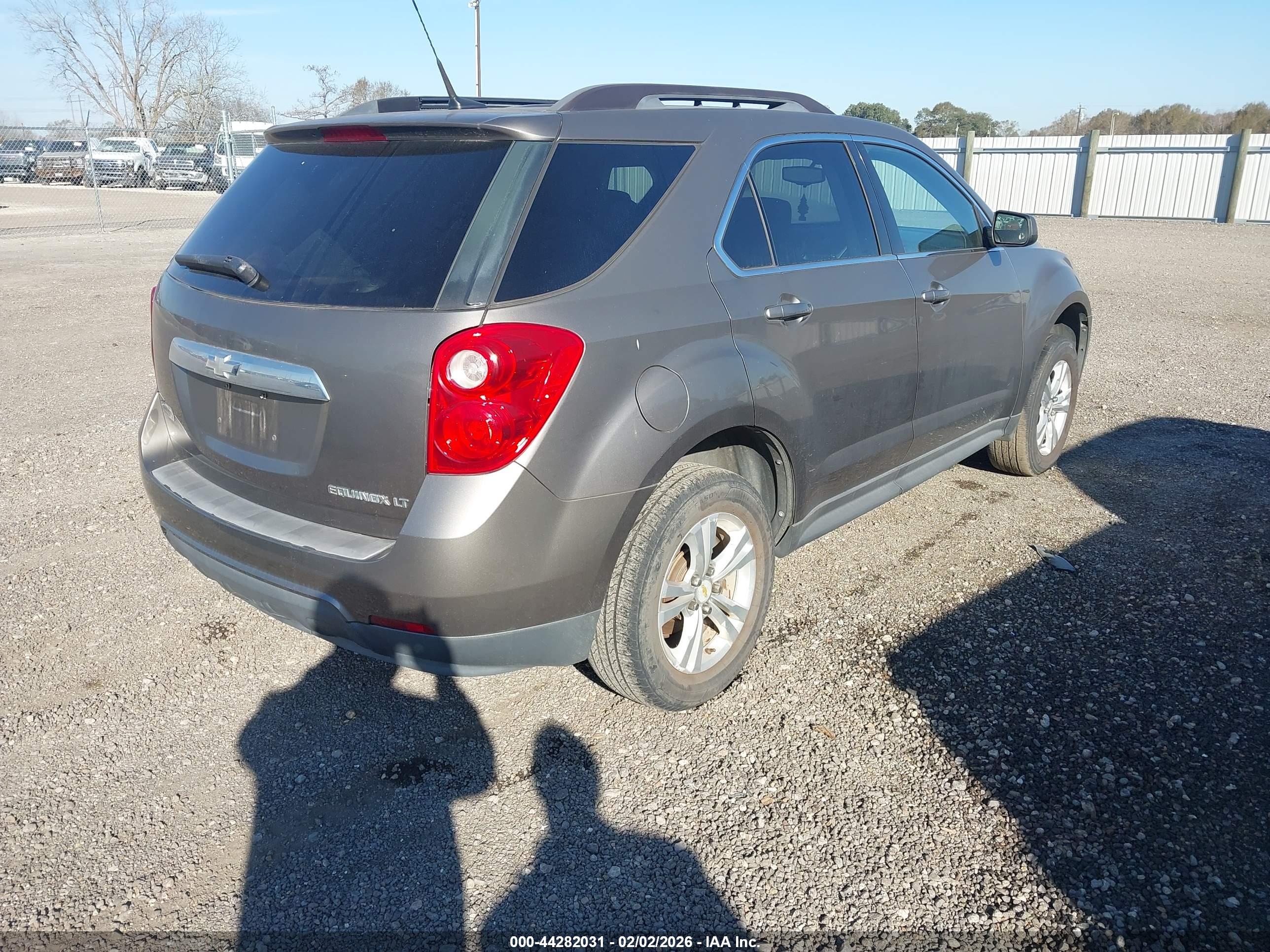 CHEVROLET EQUINOX image 4
