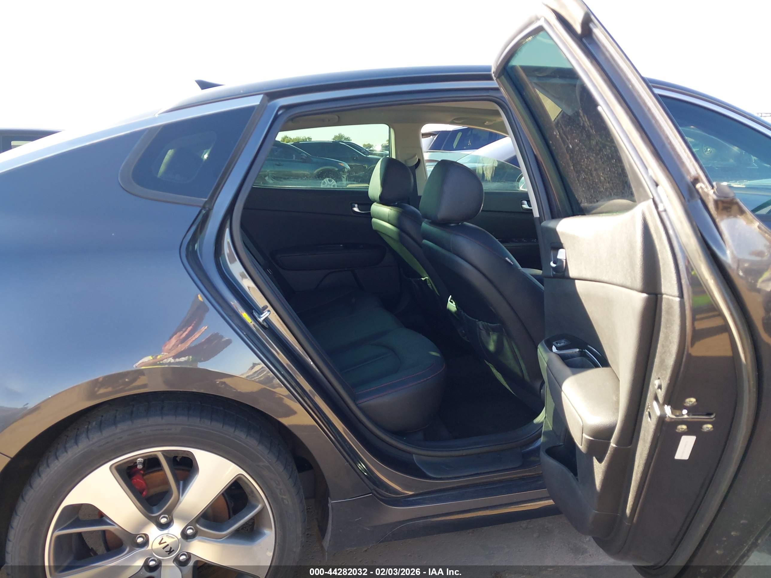 KIA OPTIMA image 8
