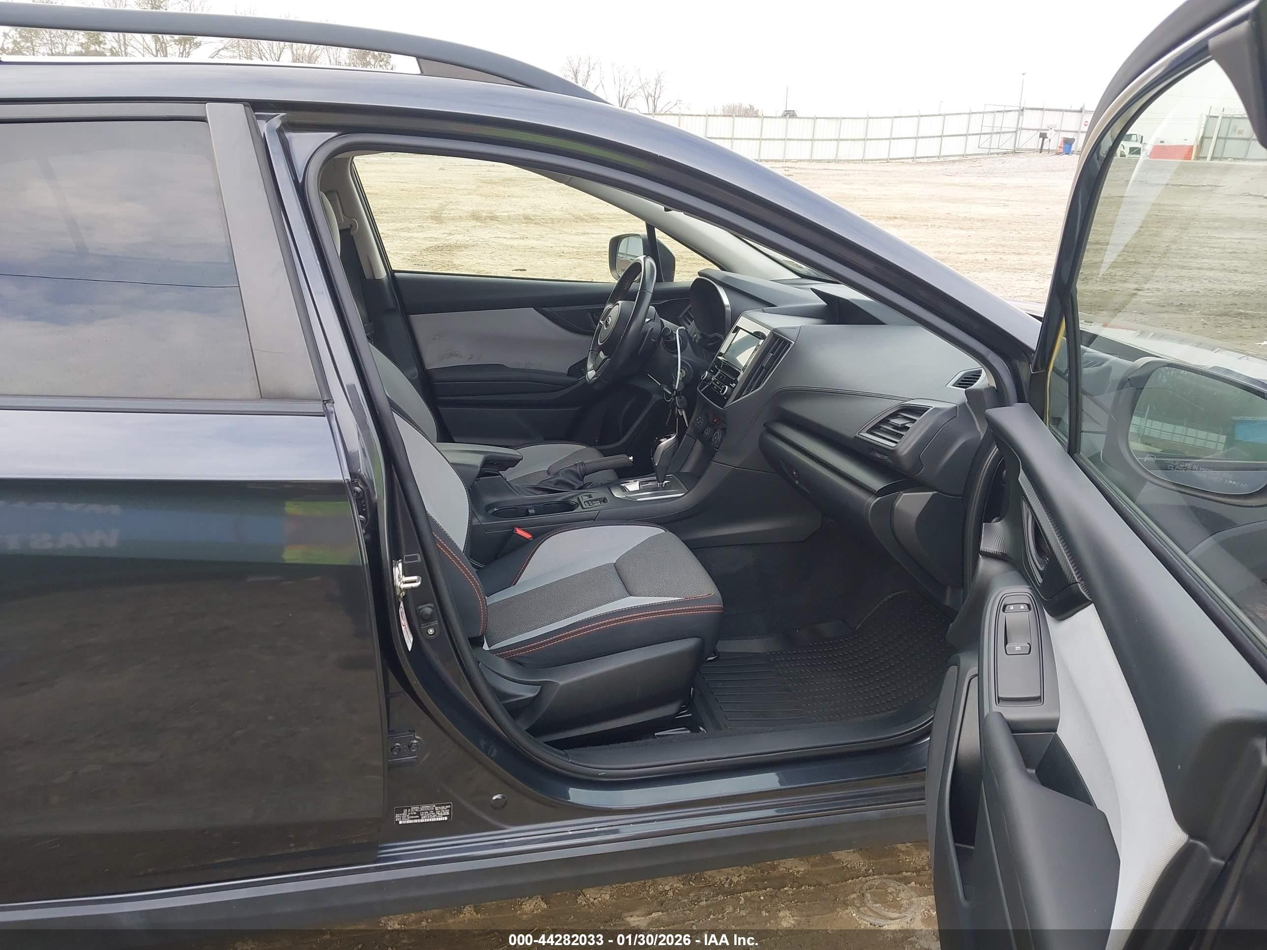 SUBARU CROSSTREK image 5