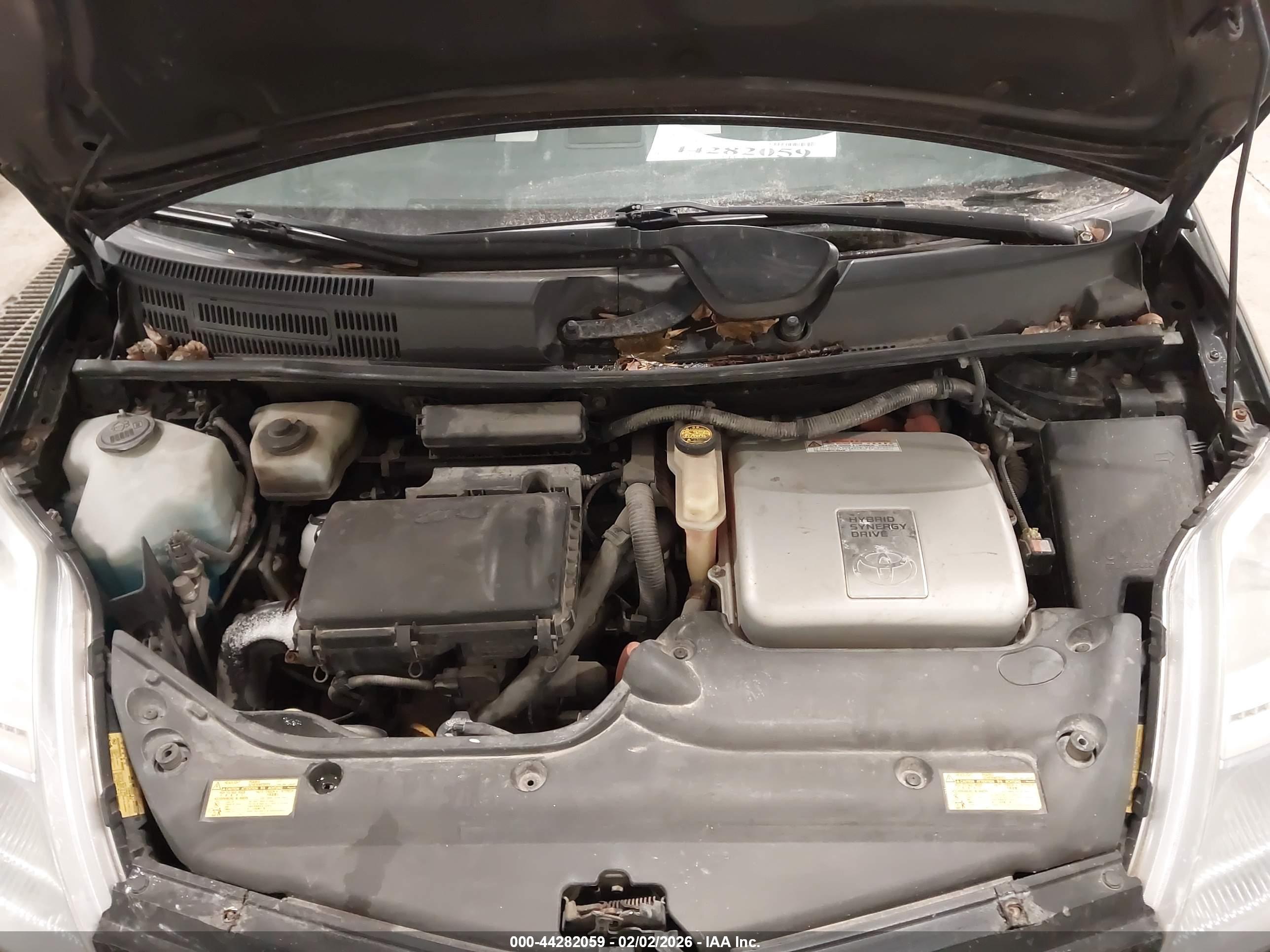 TOYOTA PRIUS image 10