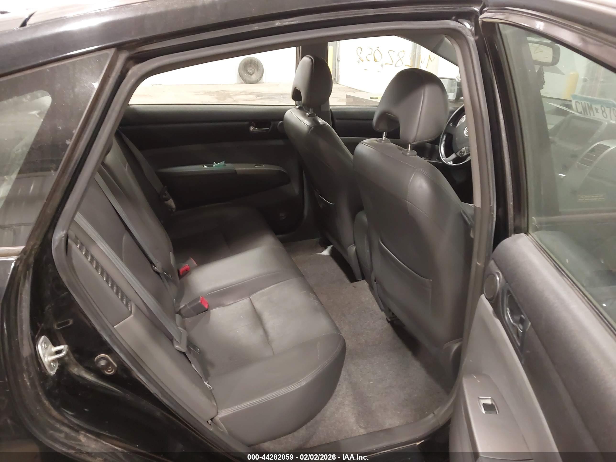 TOYOTA PRIUS image 8