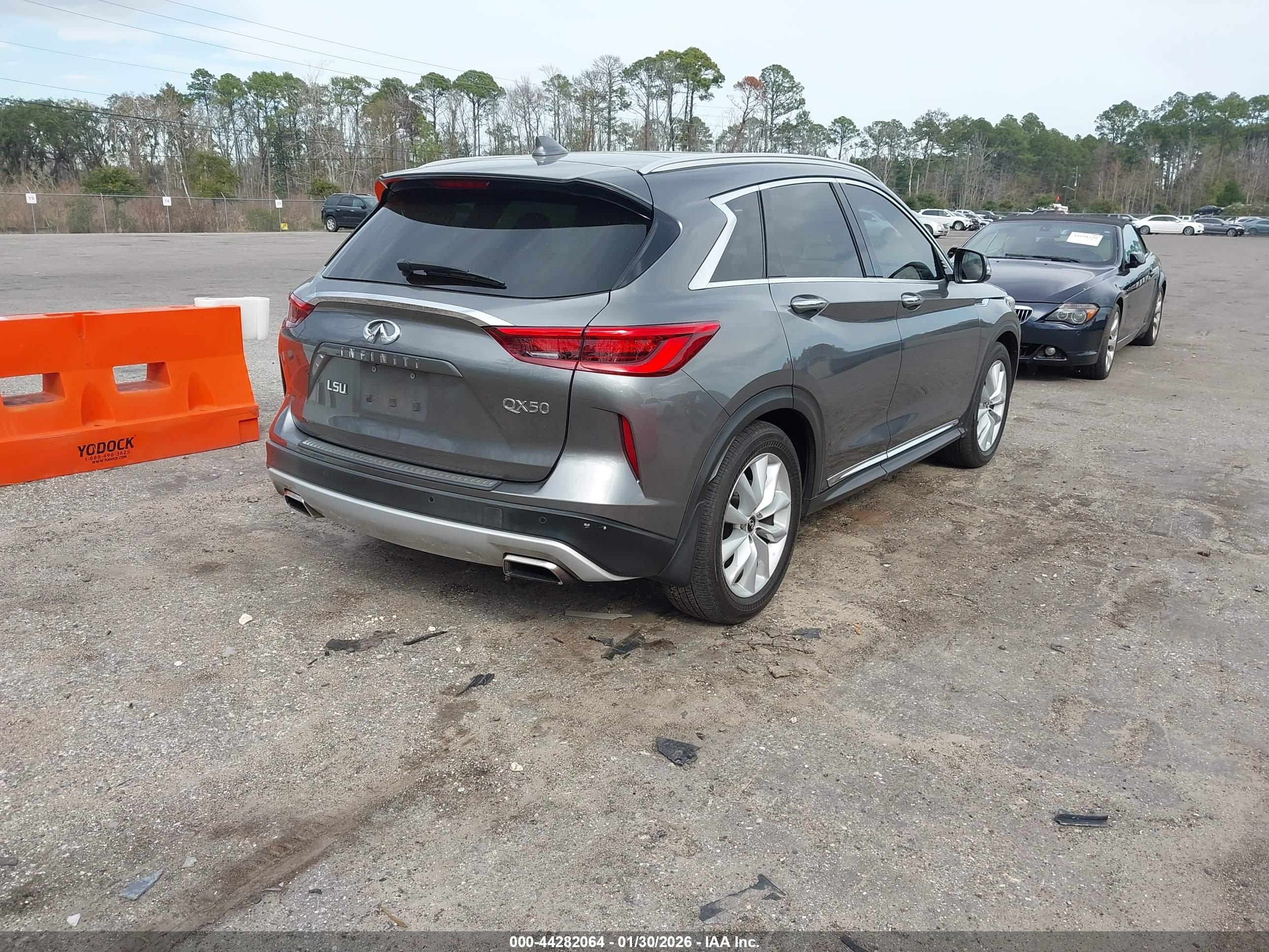 INFINITI QX50 image 4