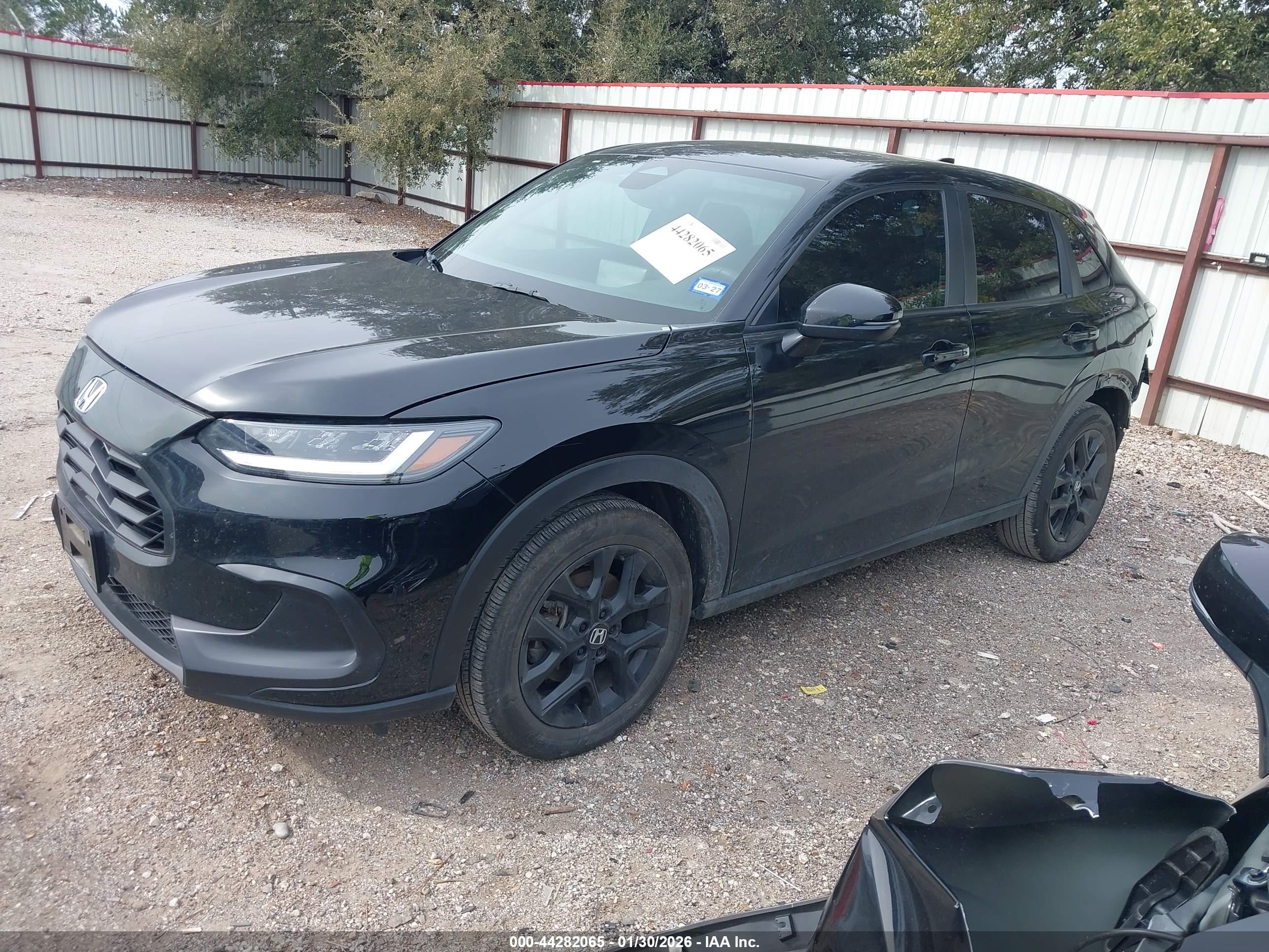 HONDA HR-V image 2