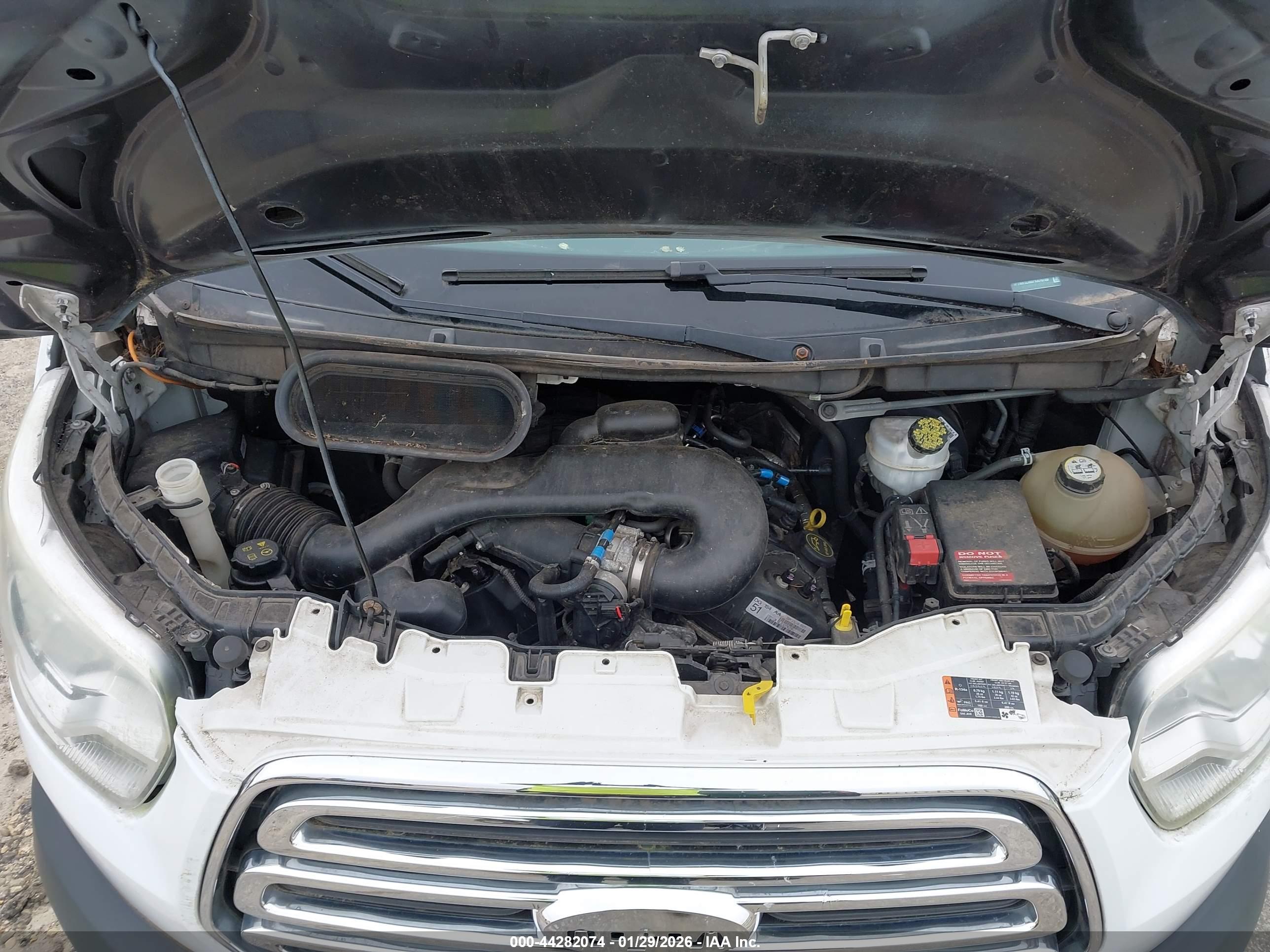 FORD TRANSIT-250 image 10