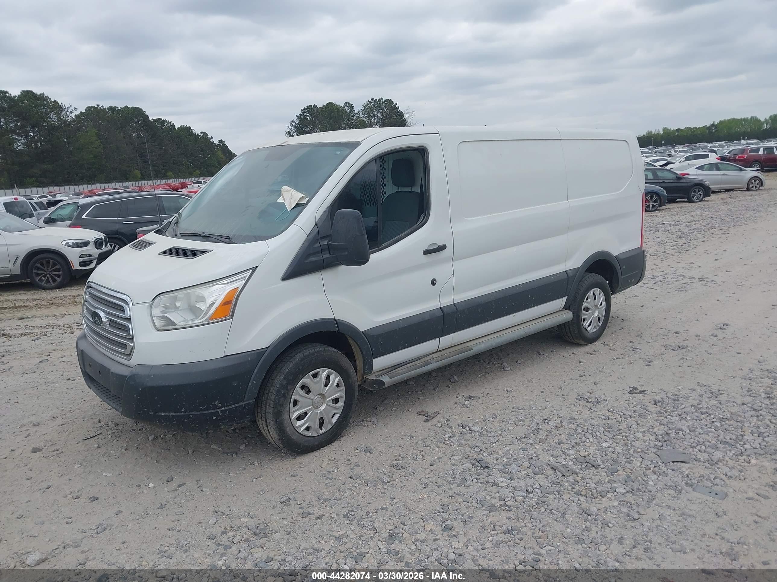 FORD TRANSIT-250 image 2