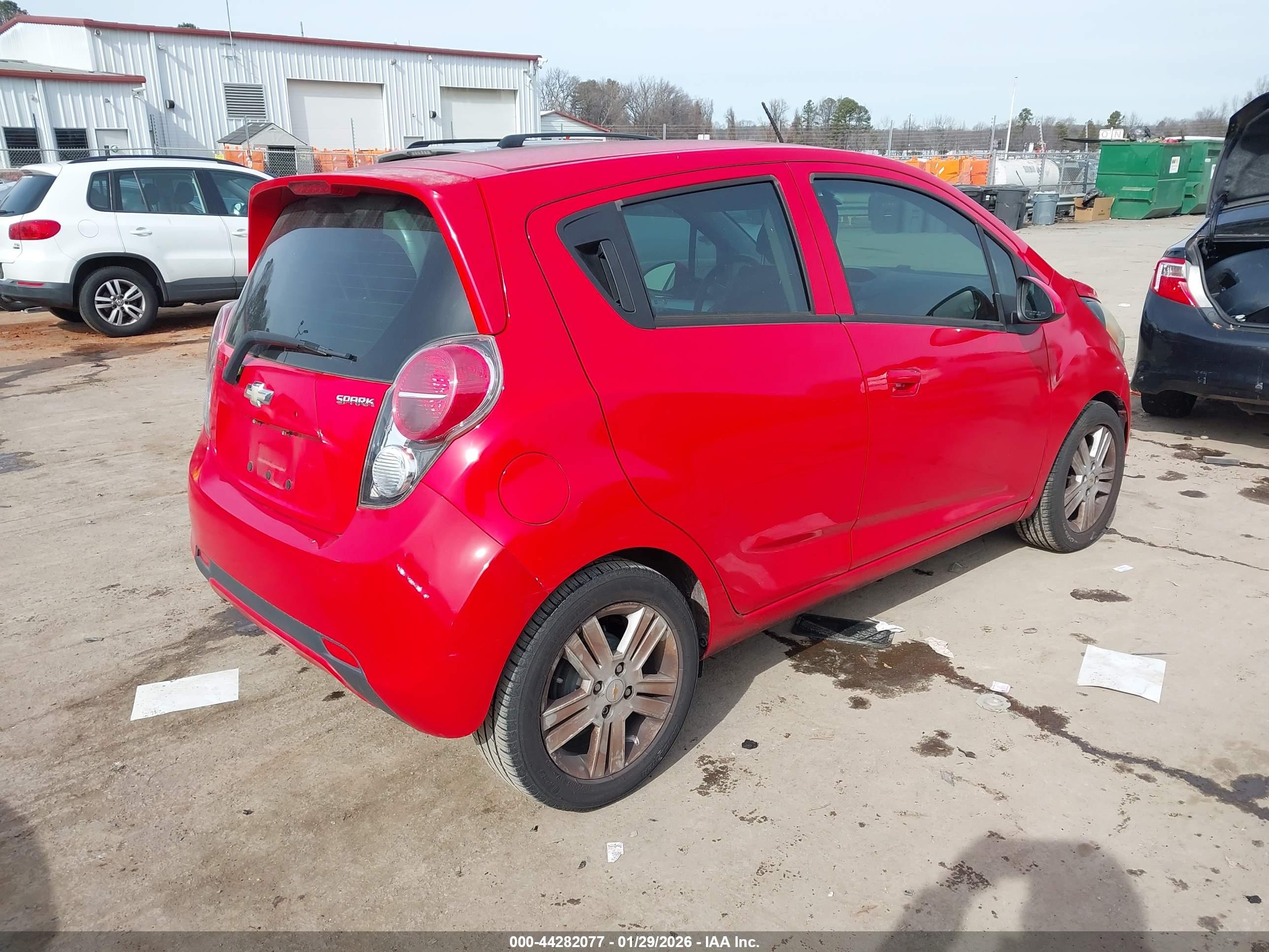 CHEVROLET SPARK image 4