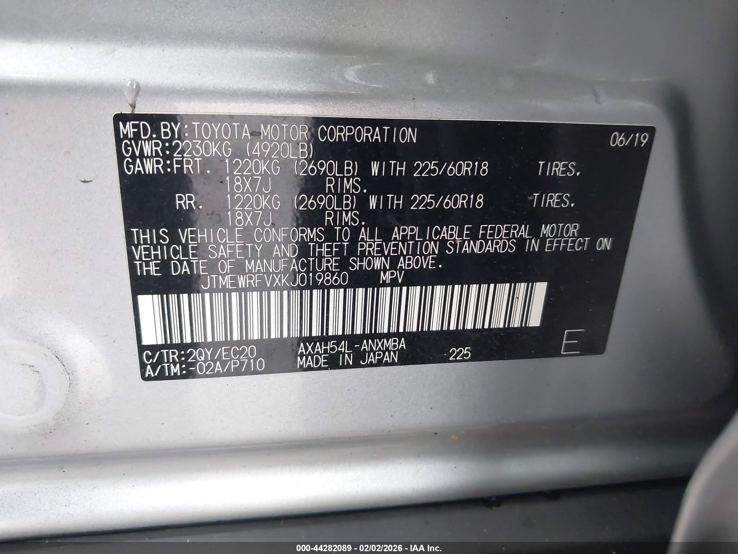 TOYOTA RAV4 image 9