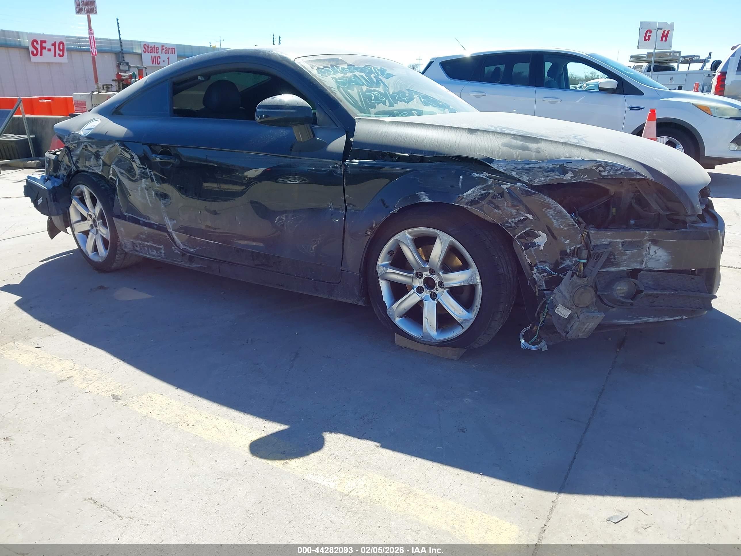 AUDI TT image 6