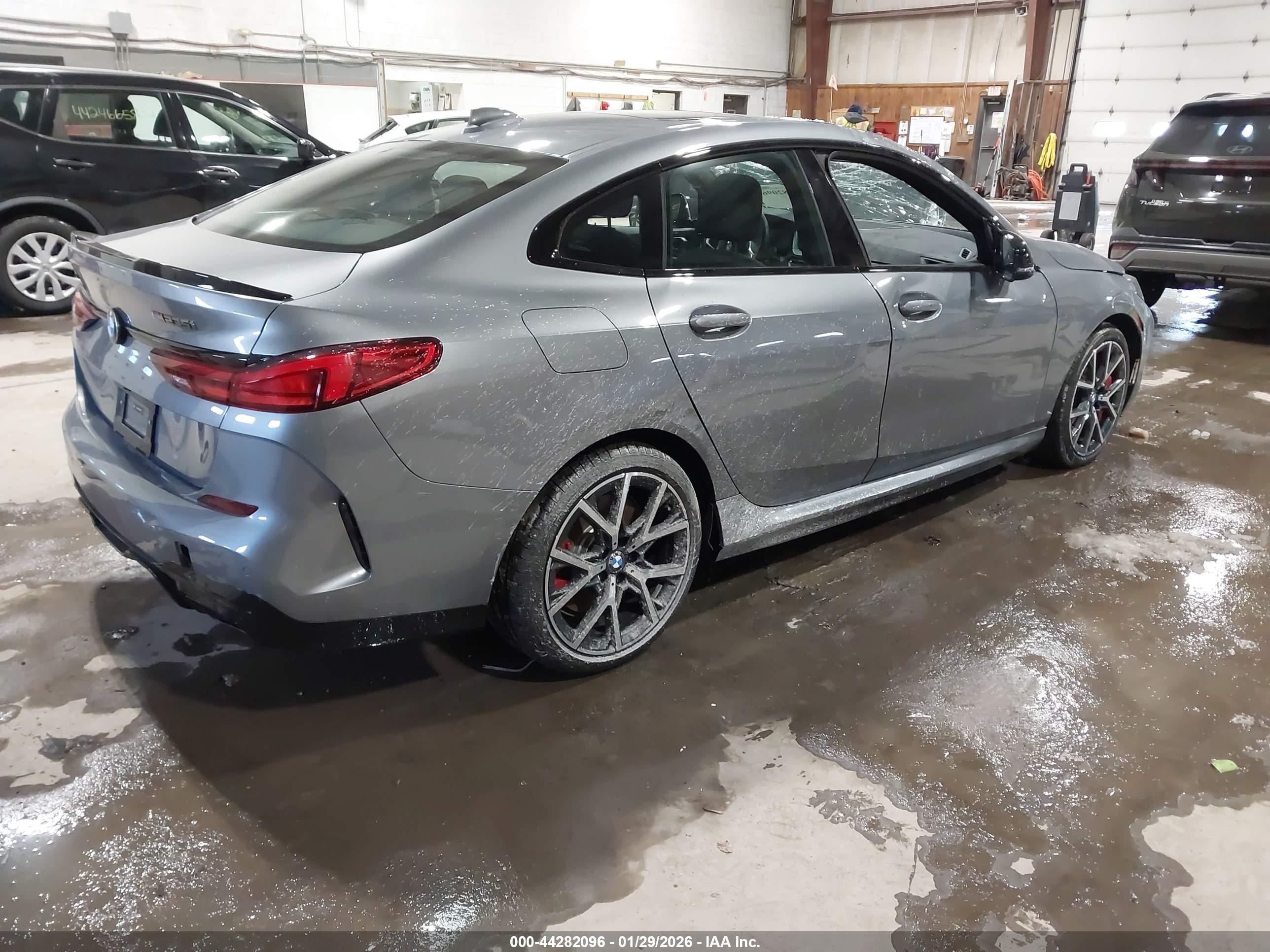 BMW M235 image 4