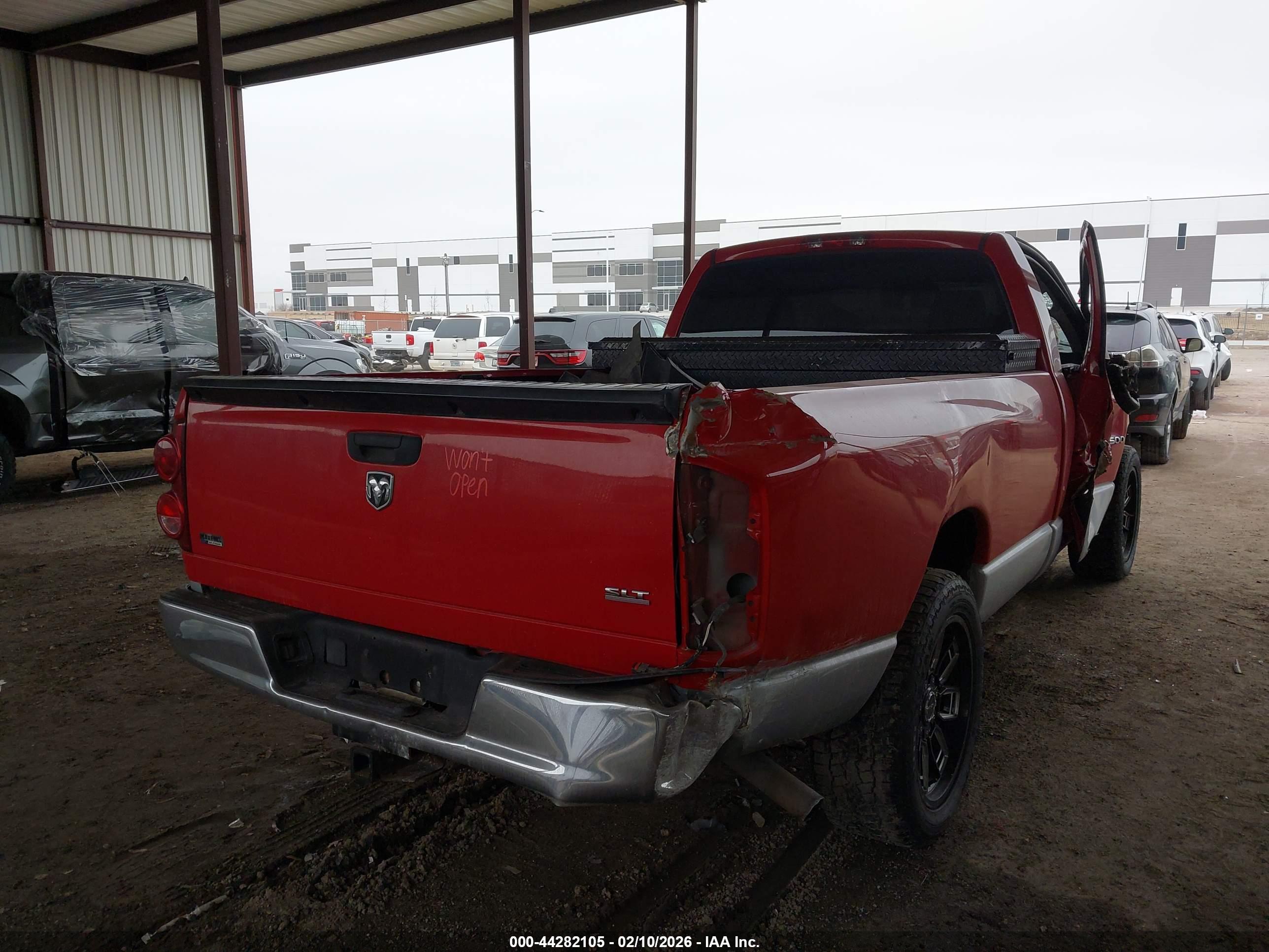 DODGE RAM image 4