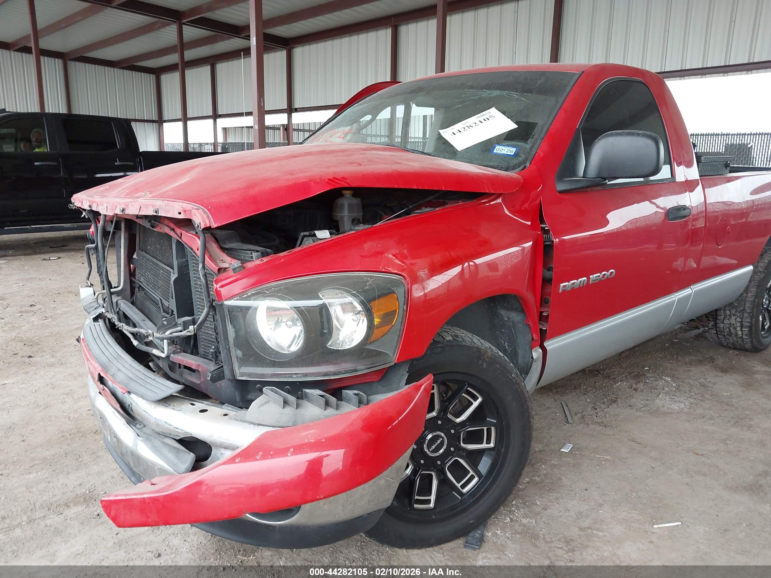 DODGE RAM image 6