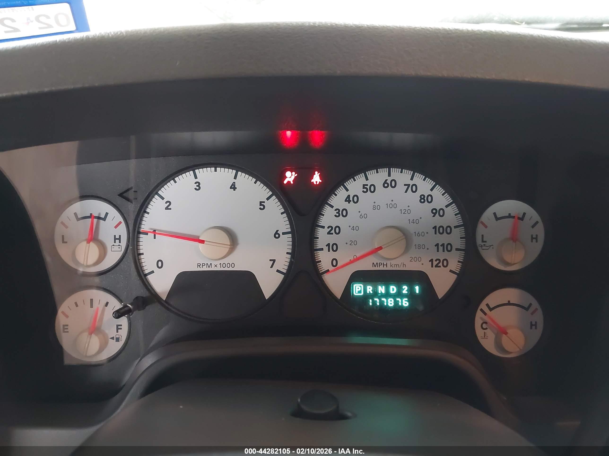 DODGE RAM image 7