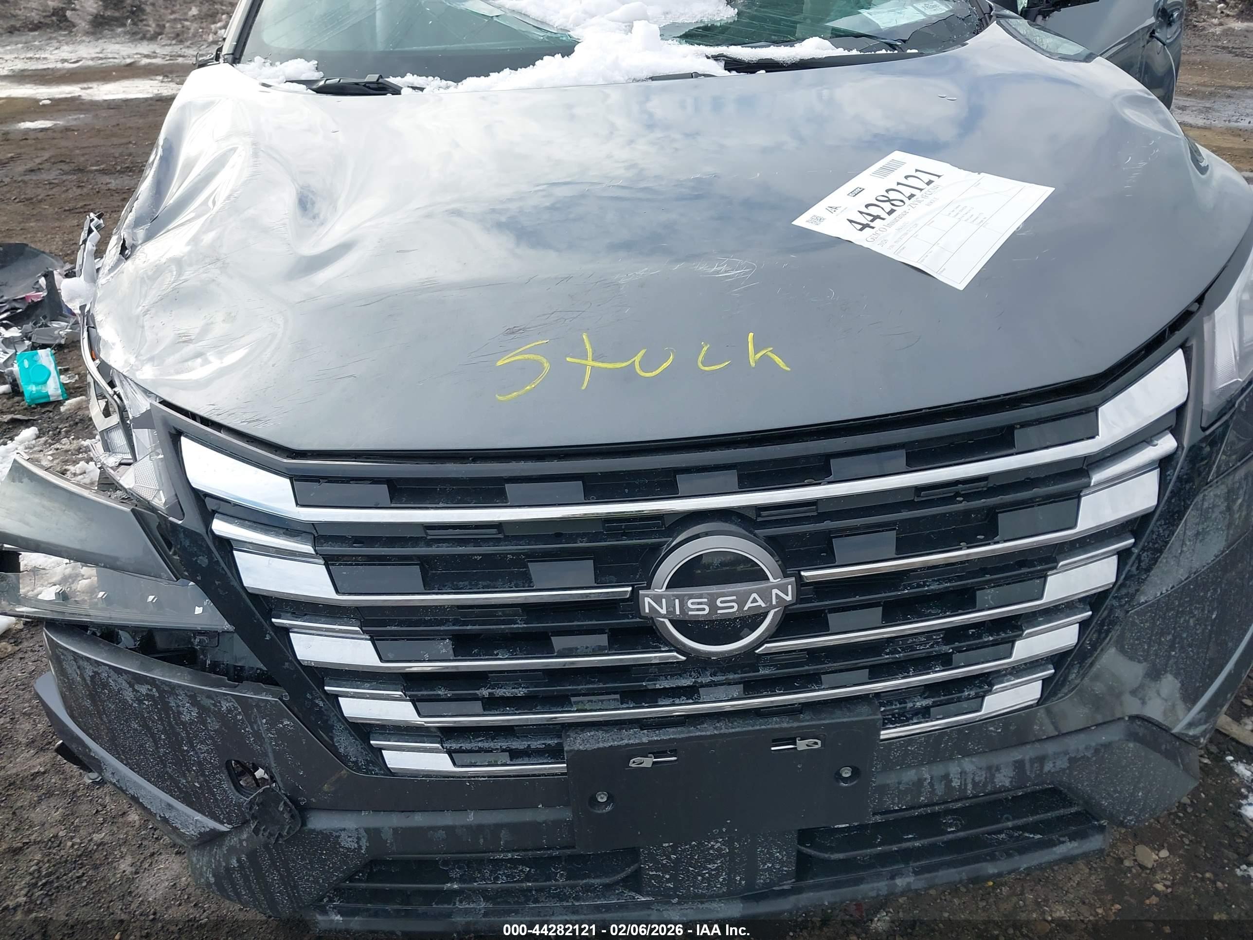NISSAN ROGUE image 10