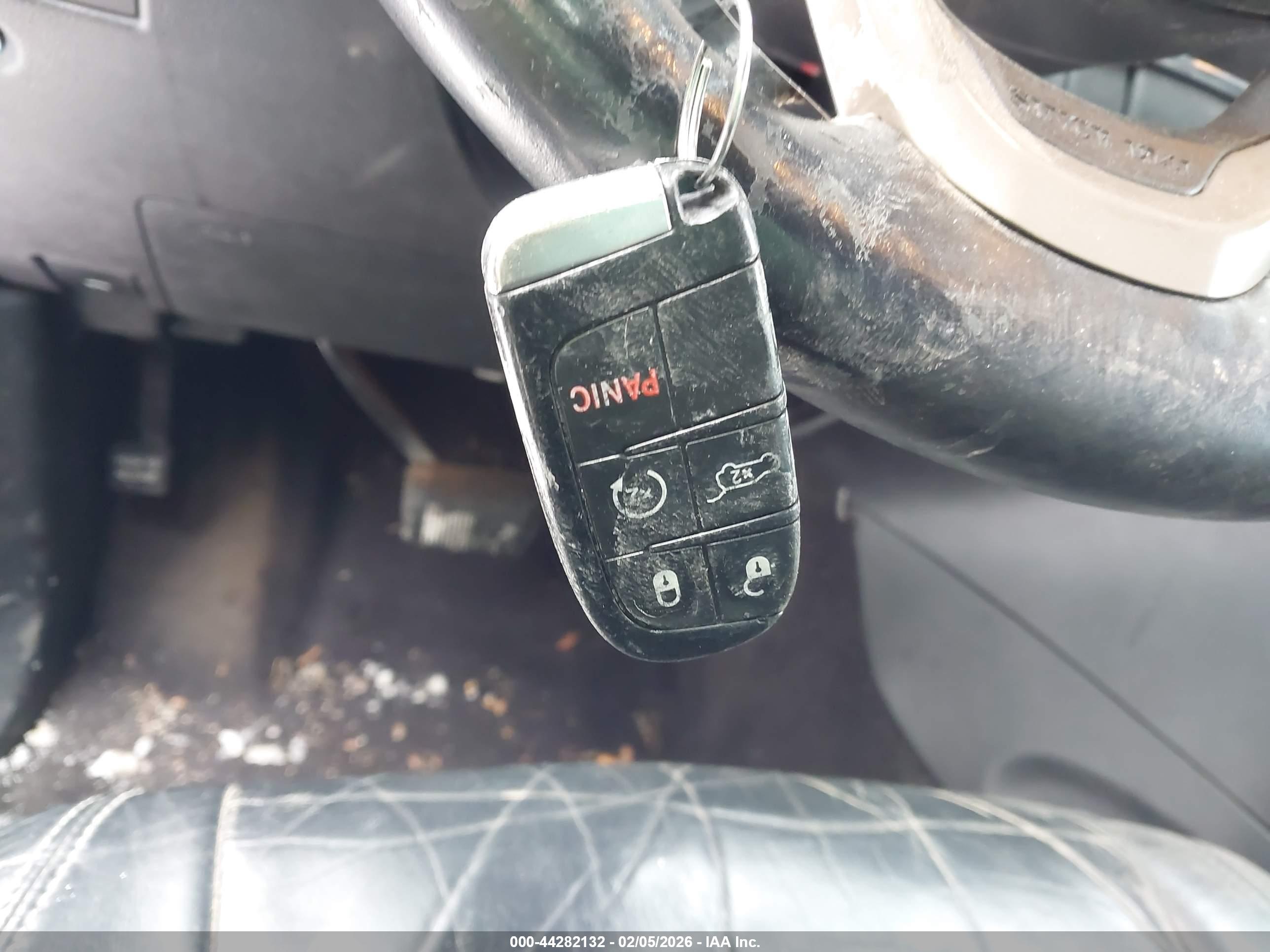 JEEP GRAND image 11