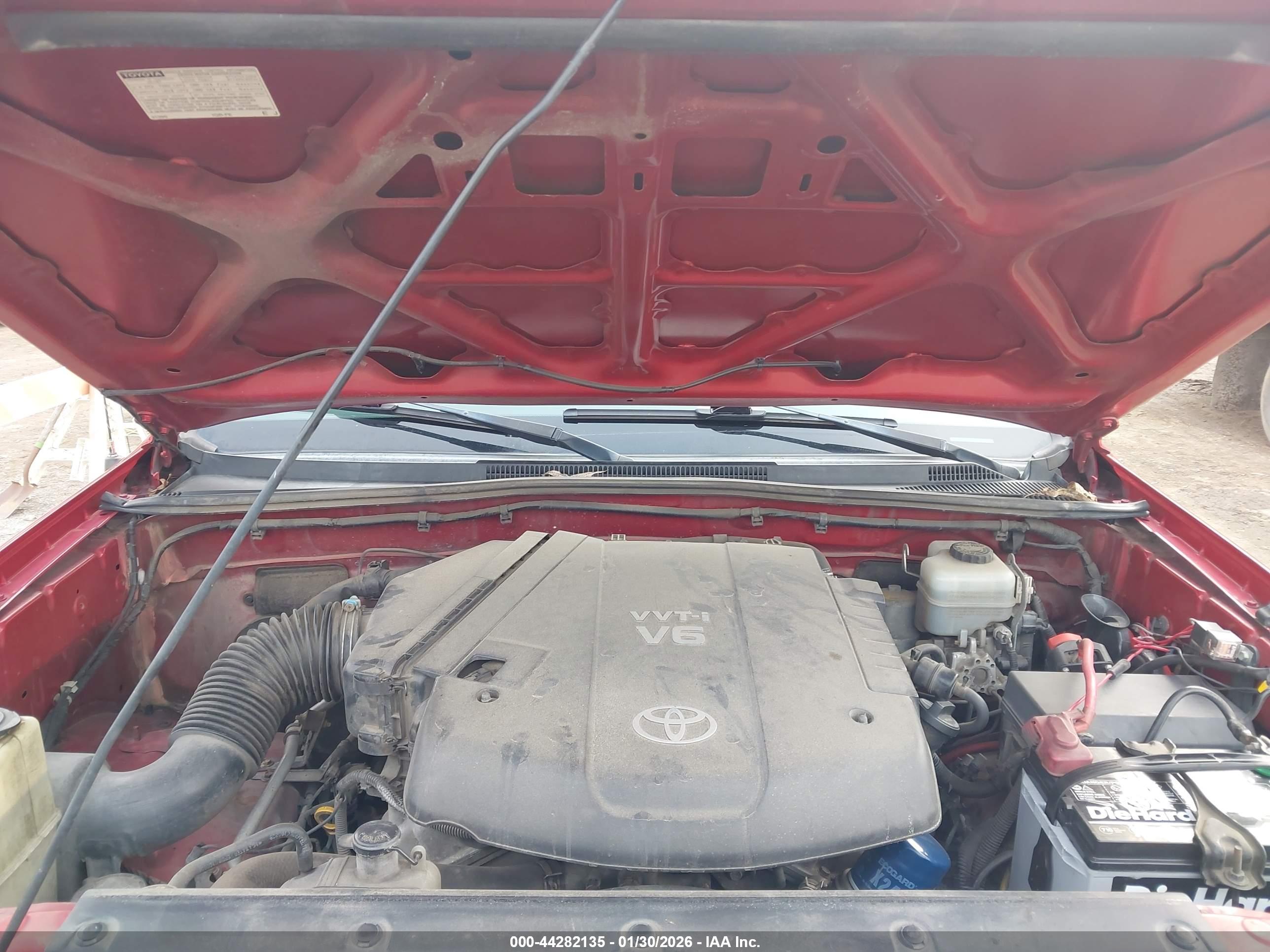 TOYOTA TACOMA image 10