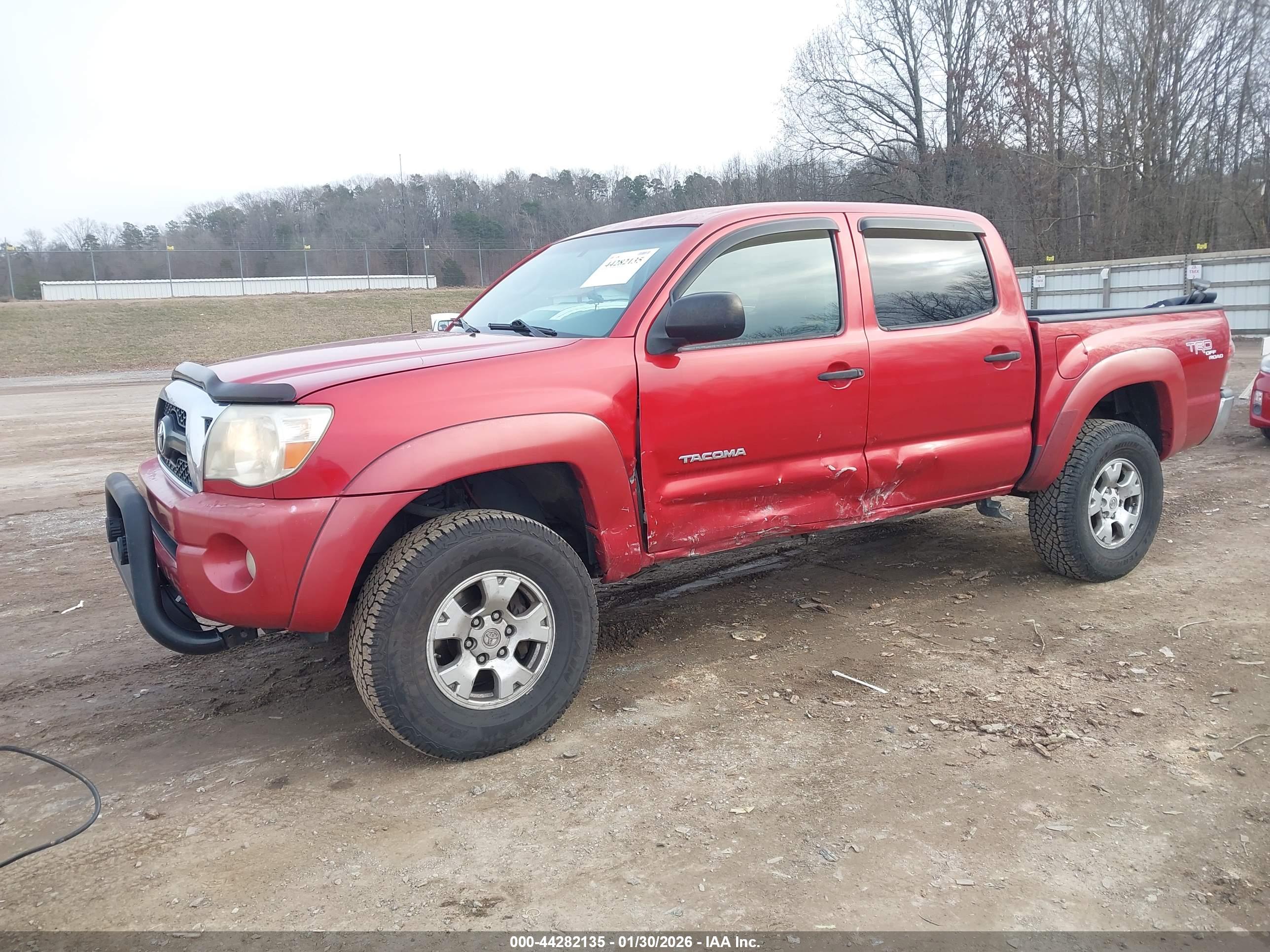 TOYOTA TACOMA image 2