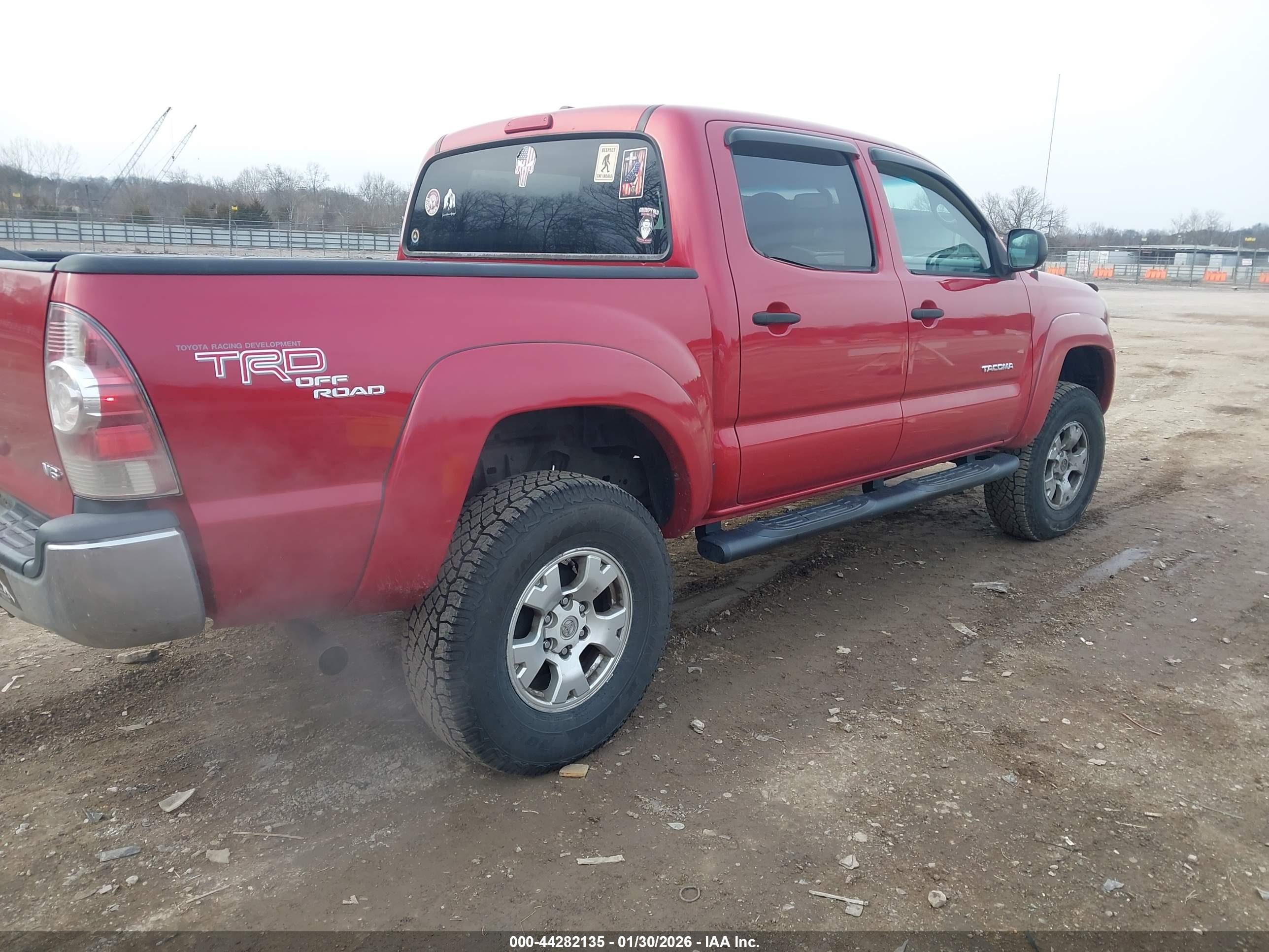 TOYOTA TACOMA image 4
