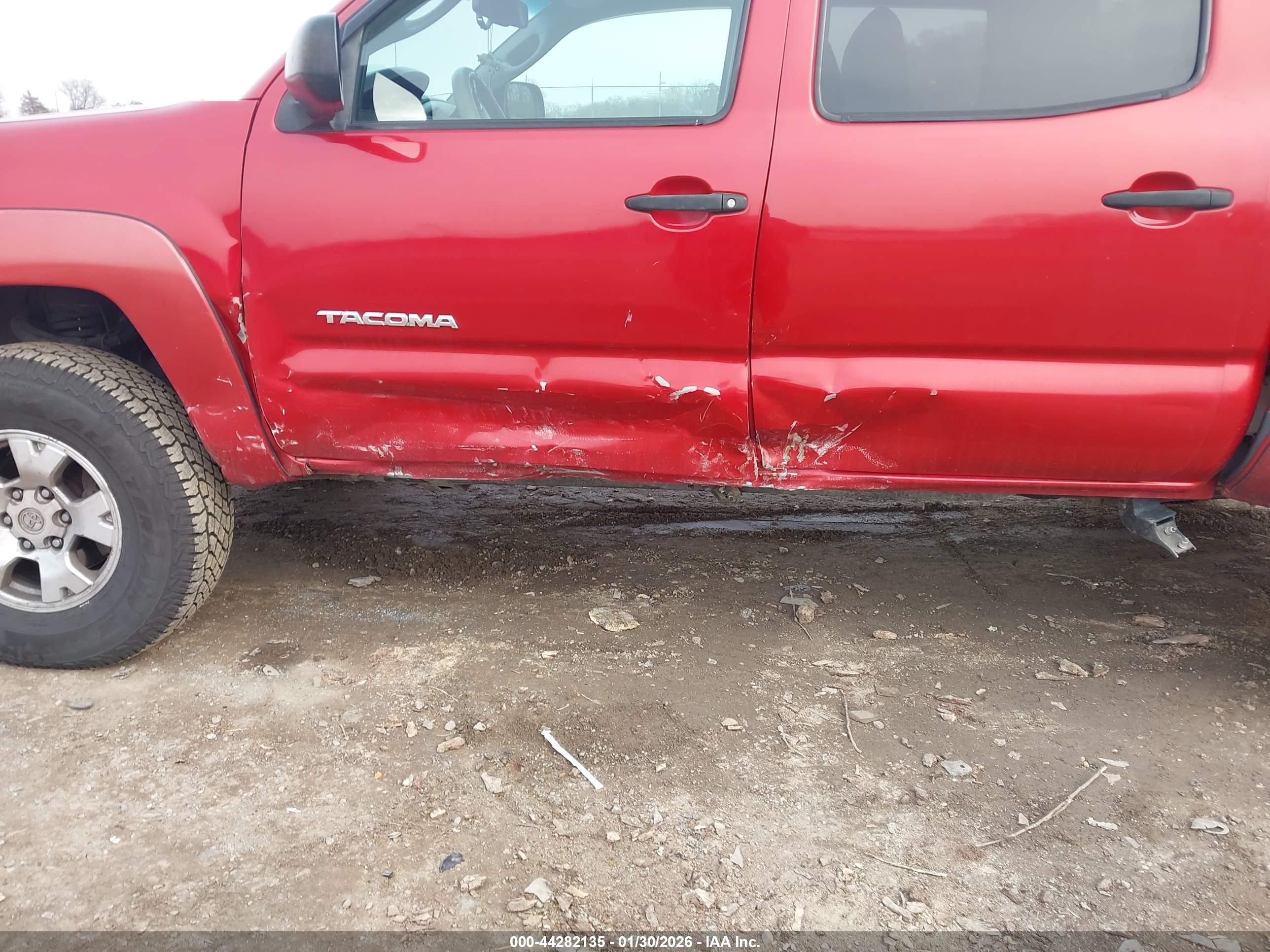 TOYOTA TACOMA image 6
