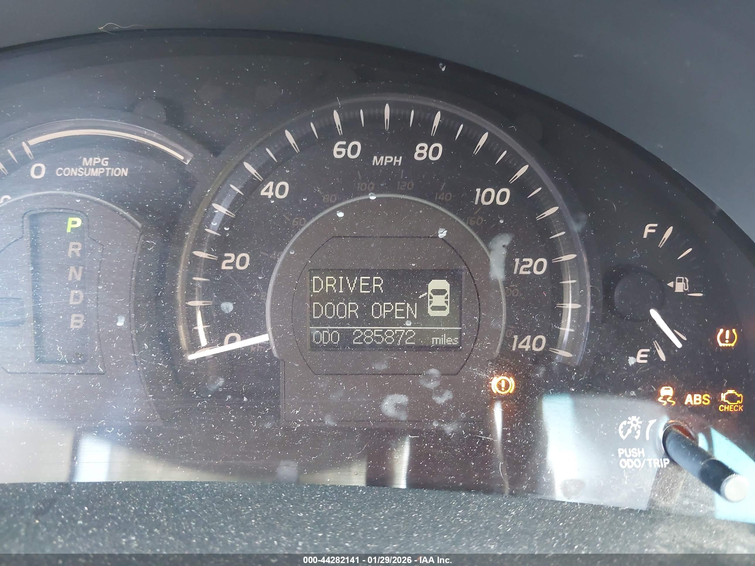 TOYOTA CAMRY image 7
