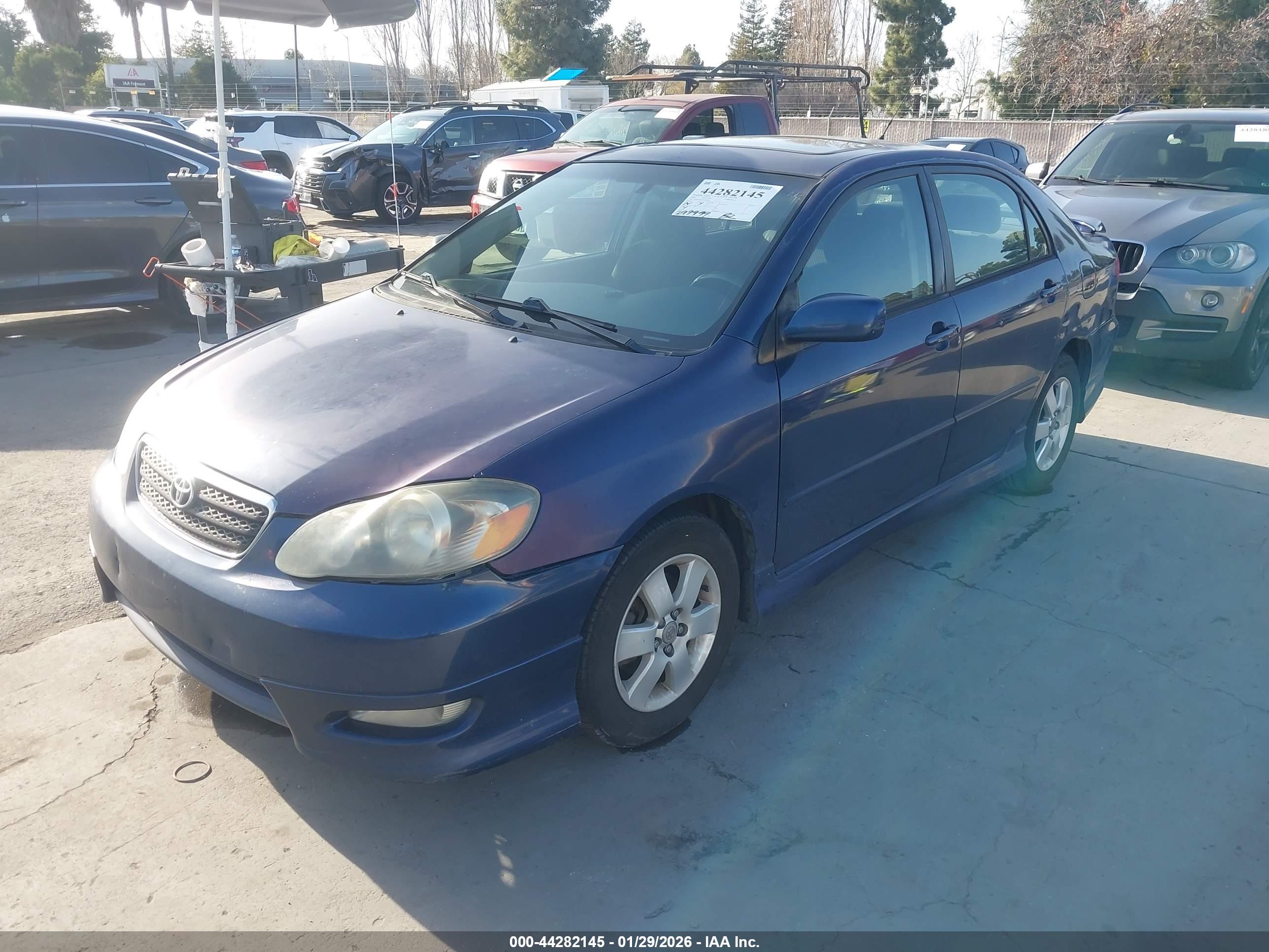 TOYOTA COROLLA image 2