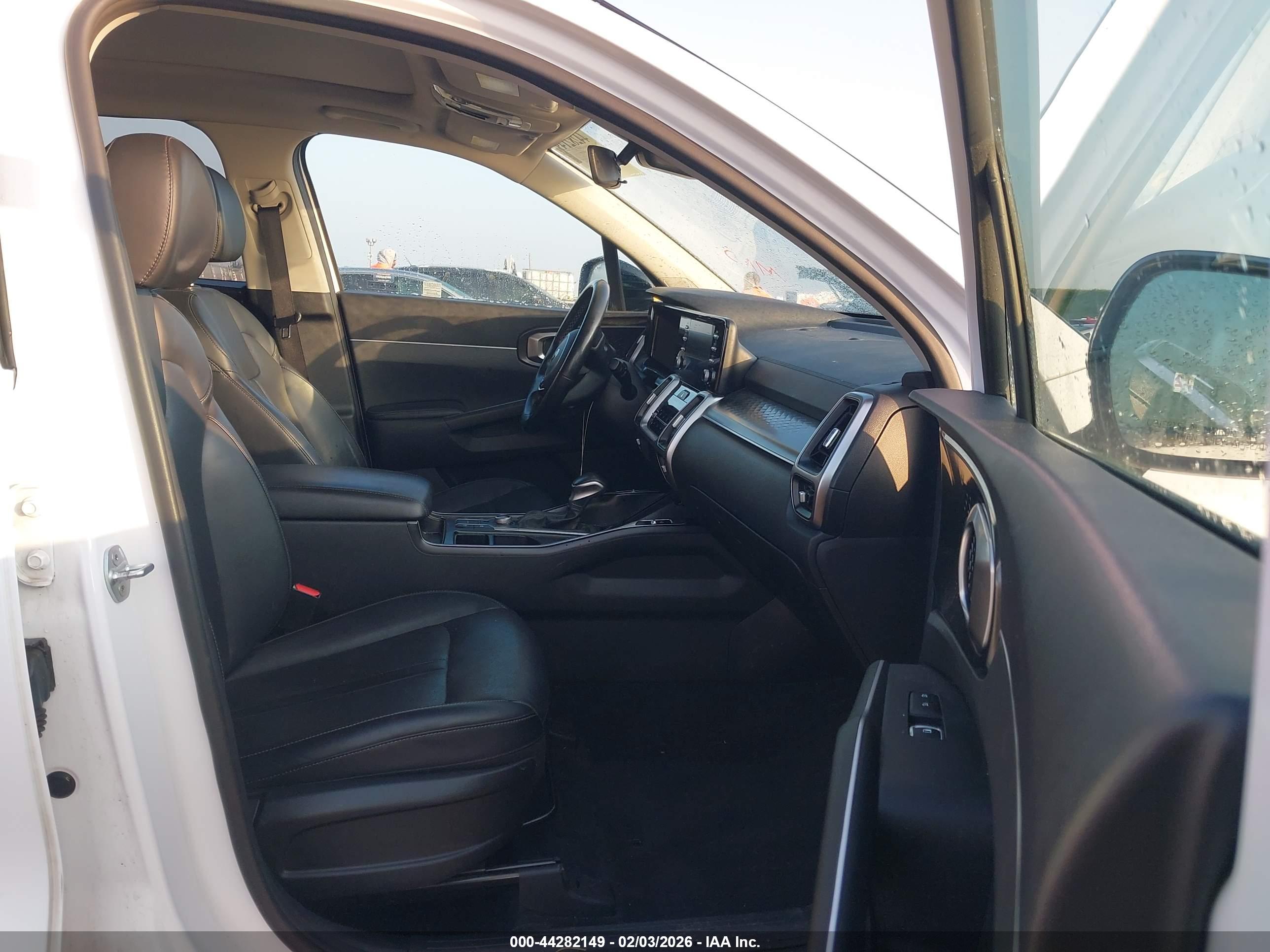 KIA SORENTO image 5