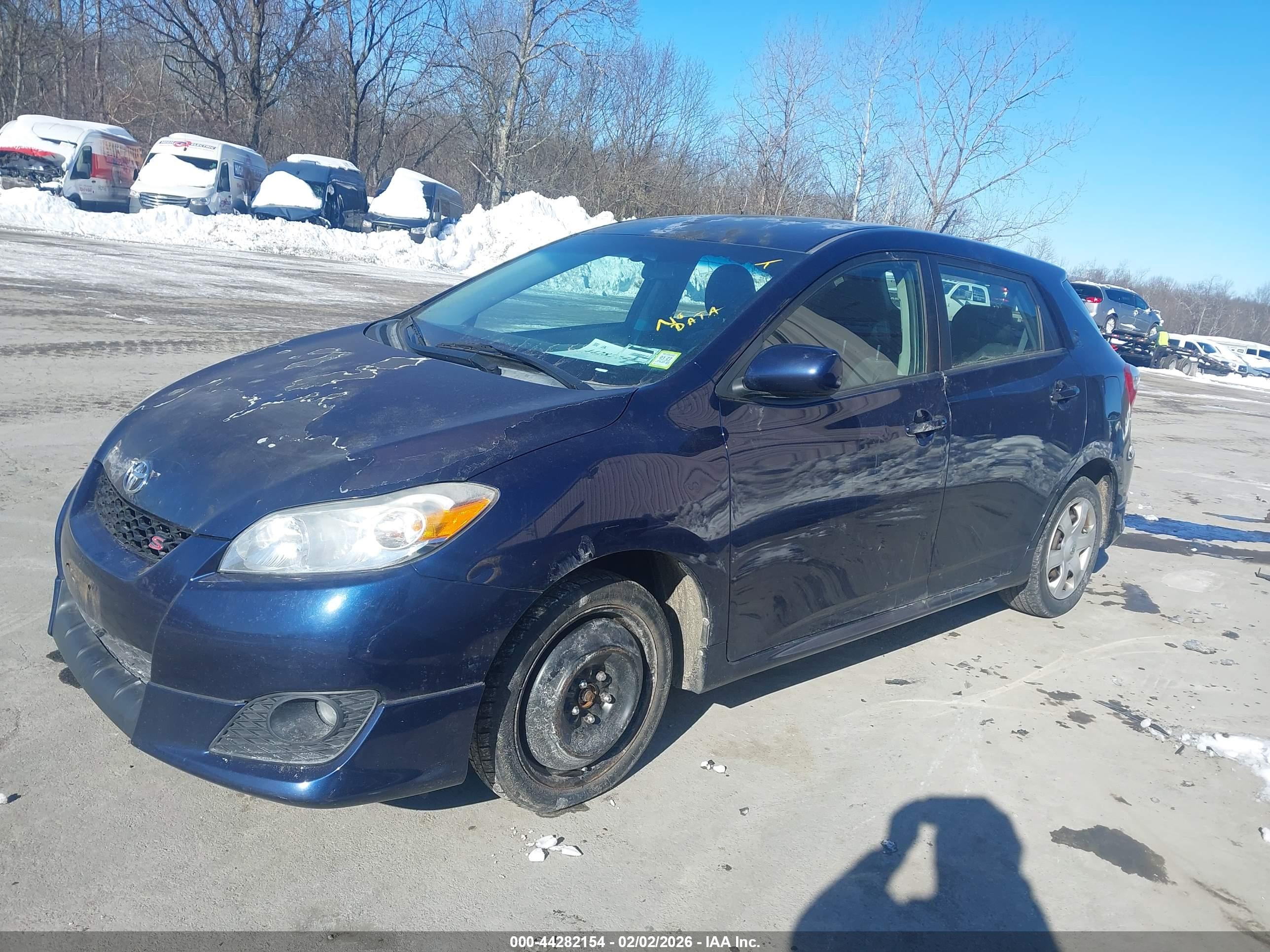 TOYOTA MATRIX image 2