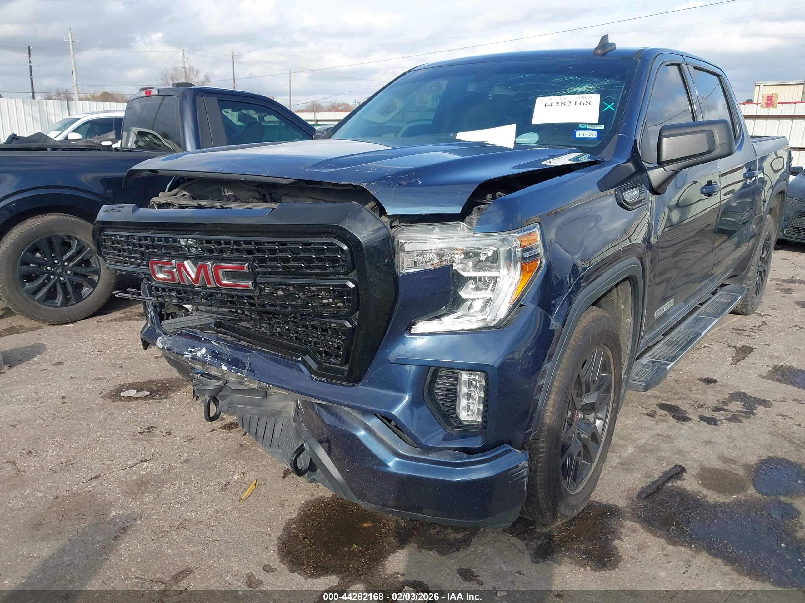 GMC SIERRA image 6