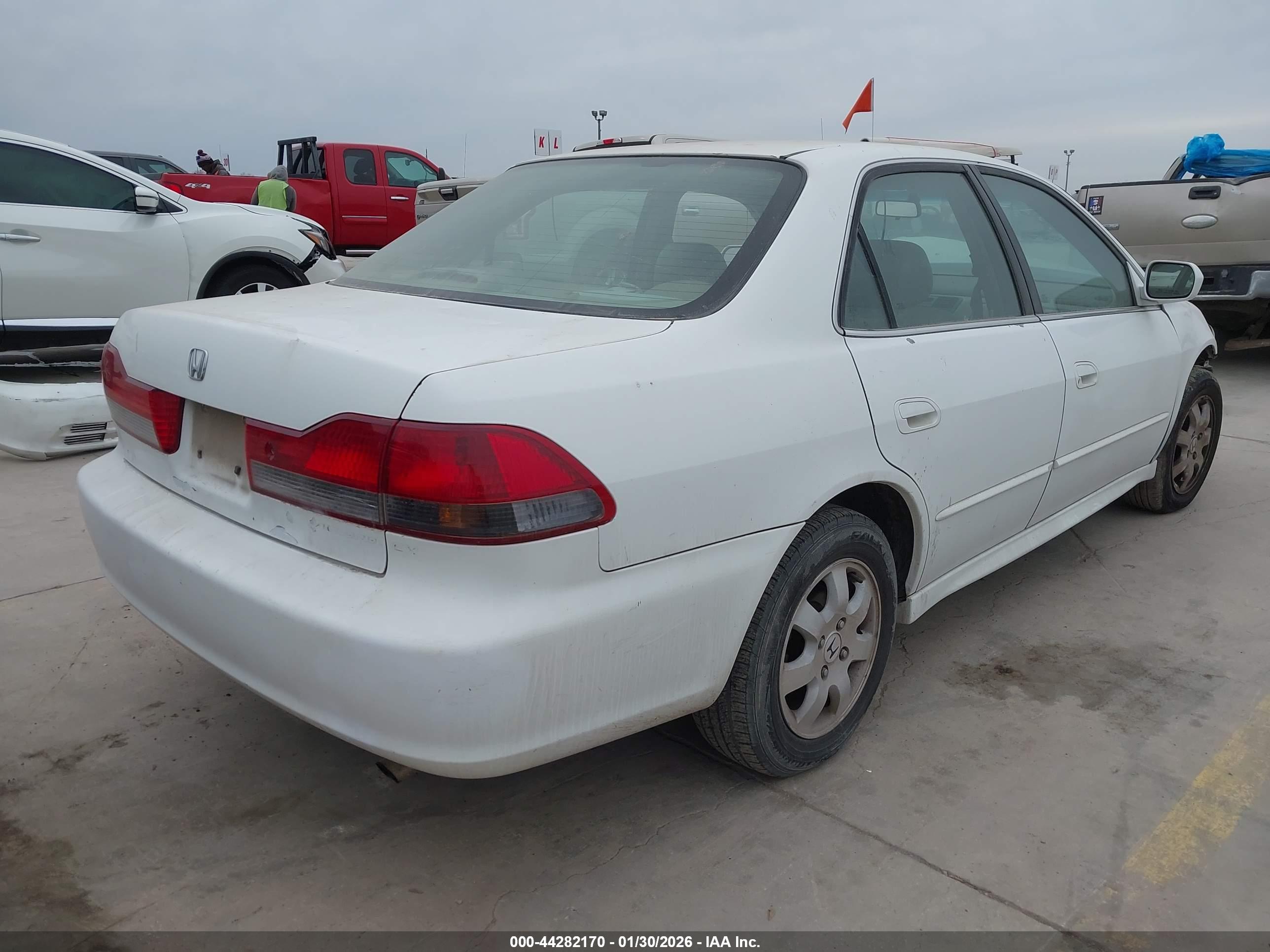 HONDA ACCORD image 4