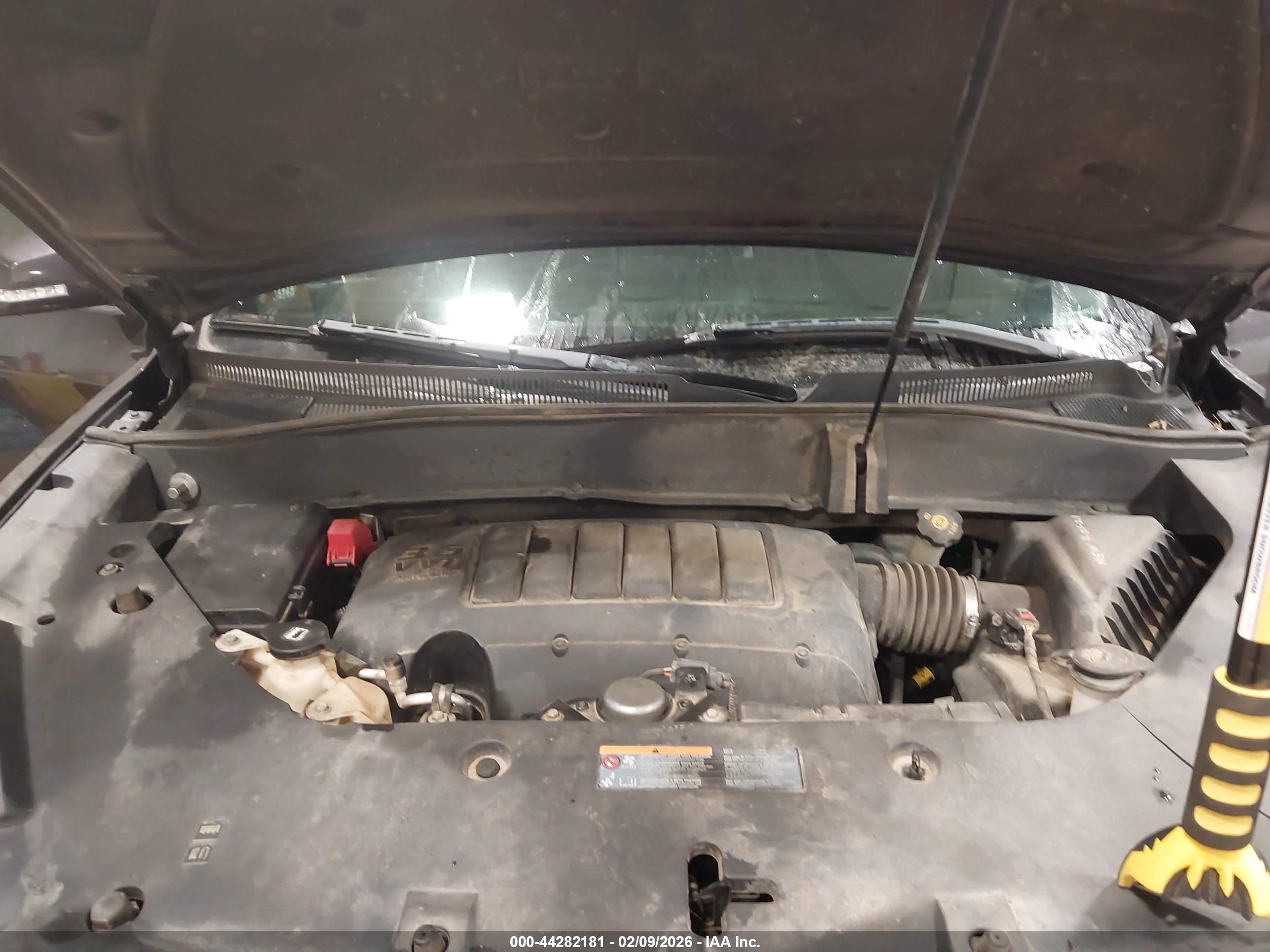 GMC ACADIA image 10
