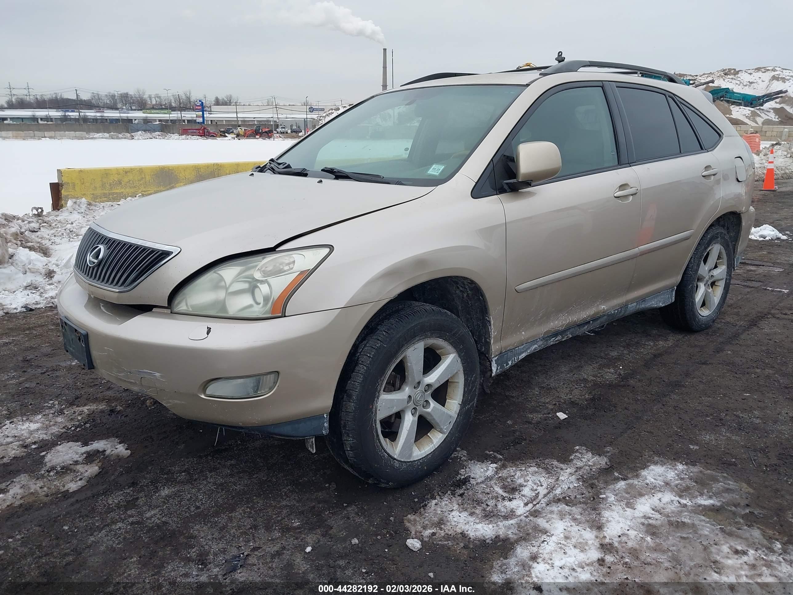 LEXUS RX image 2