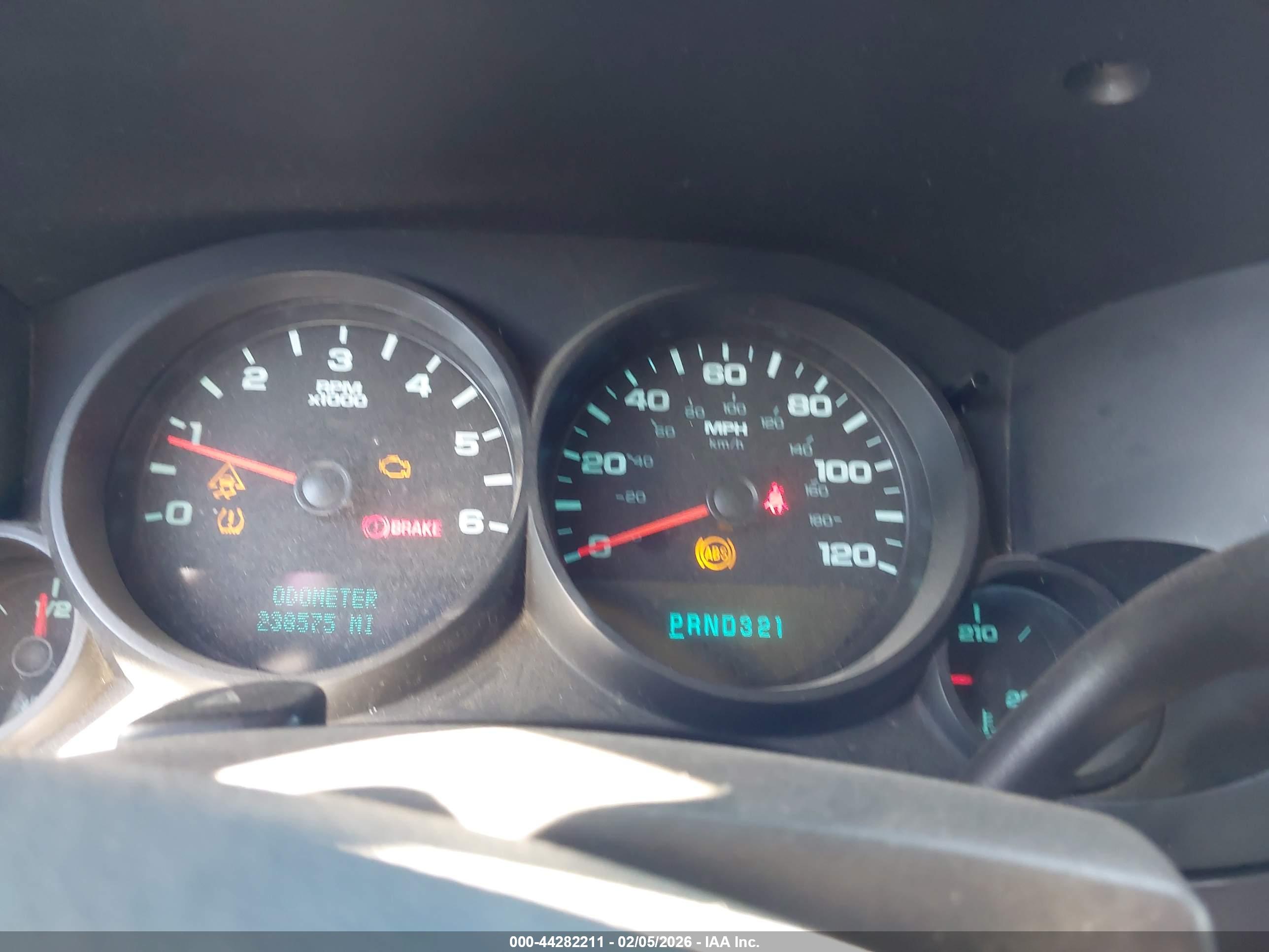 GMC SIERRA image 7