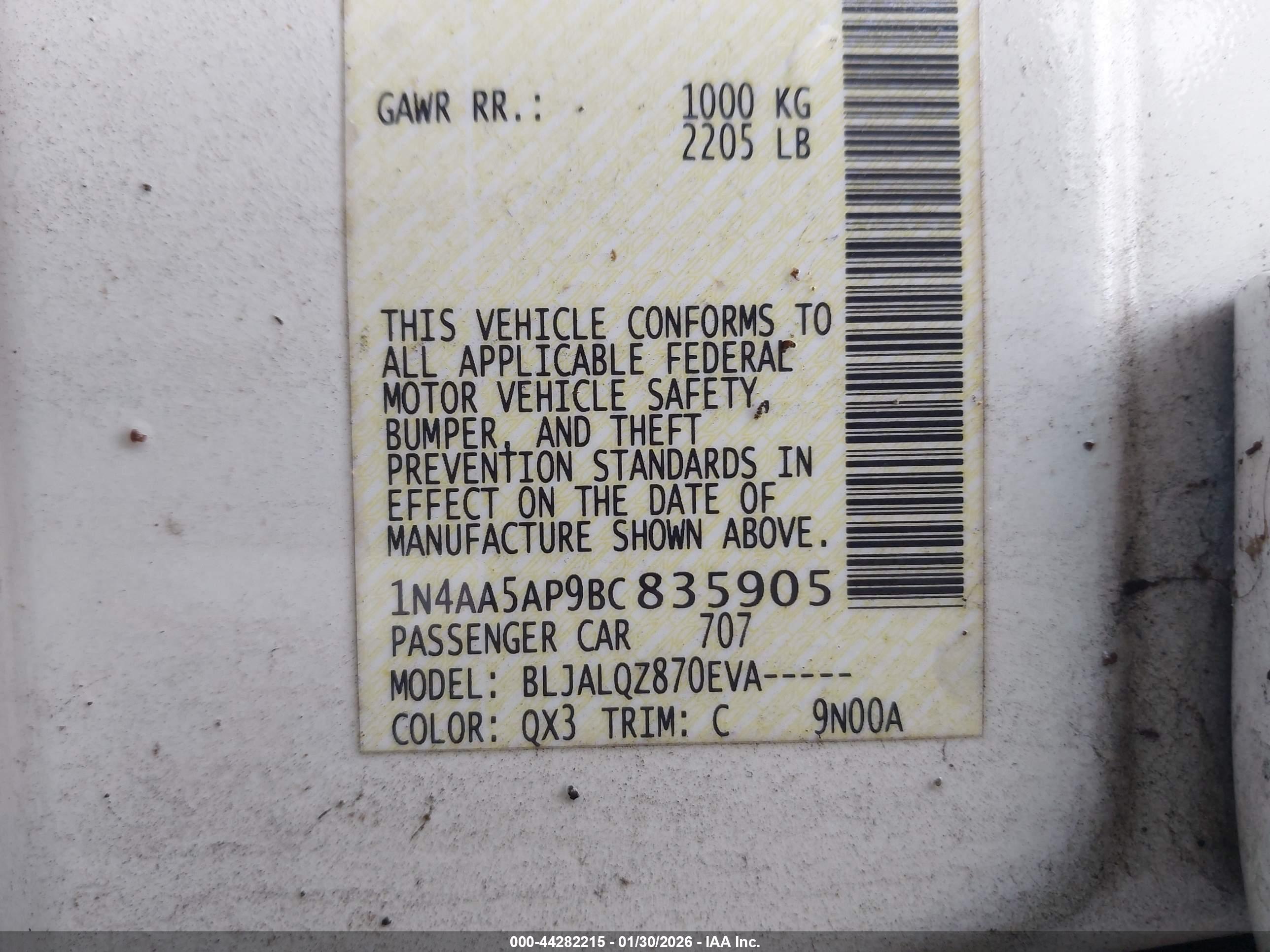 NISSAN MAXIMA image 9
