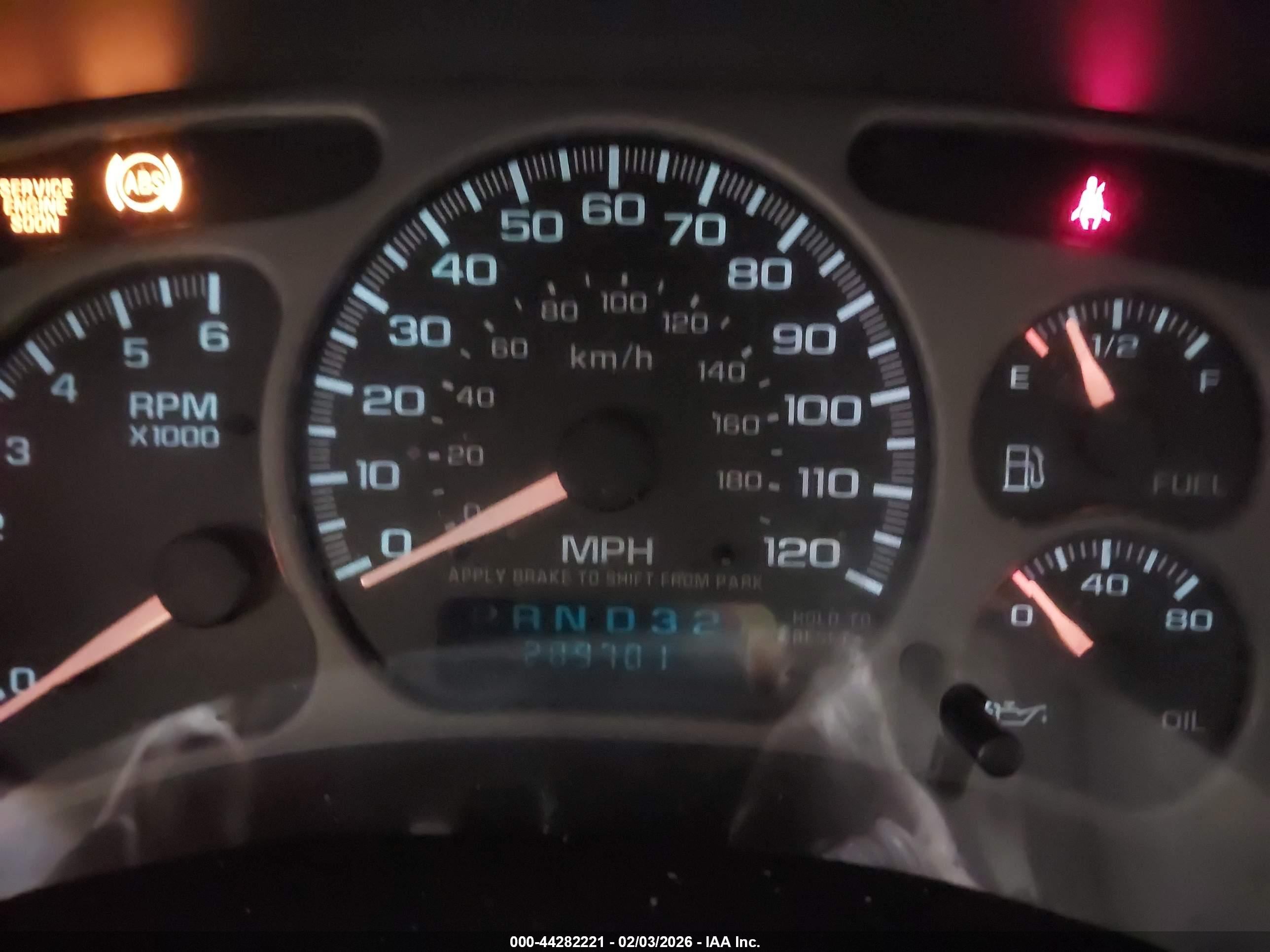 GMC YUKON image 7