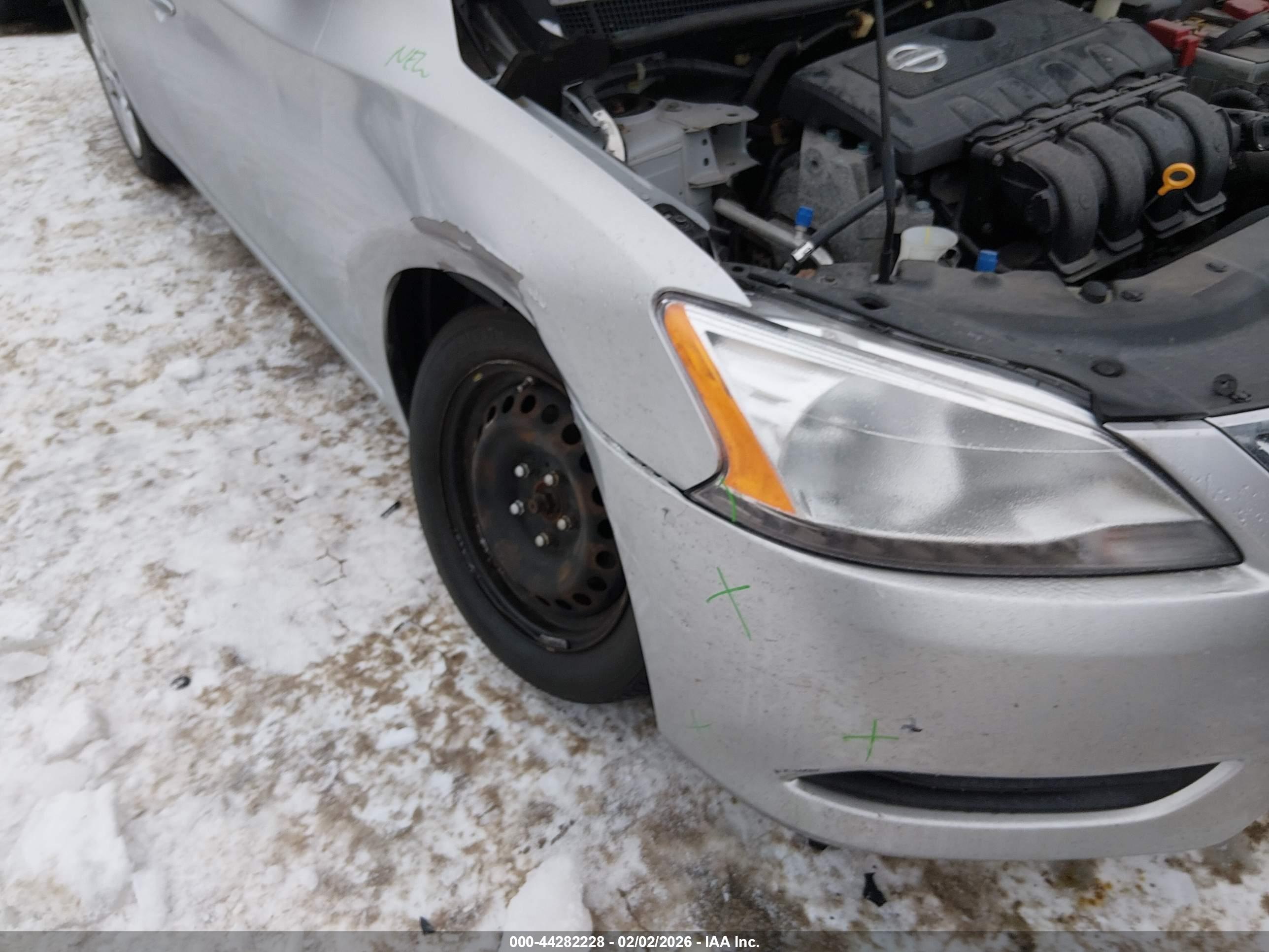 NISSAN SENTRA image 6