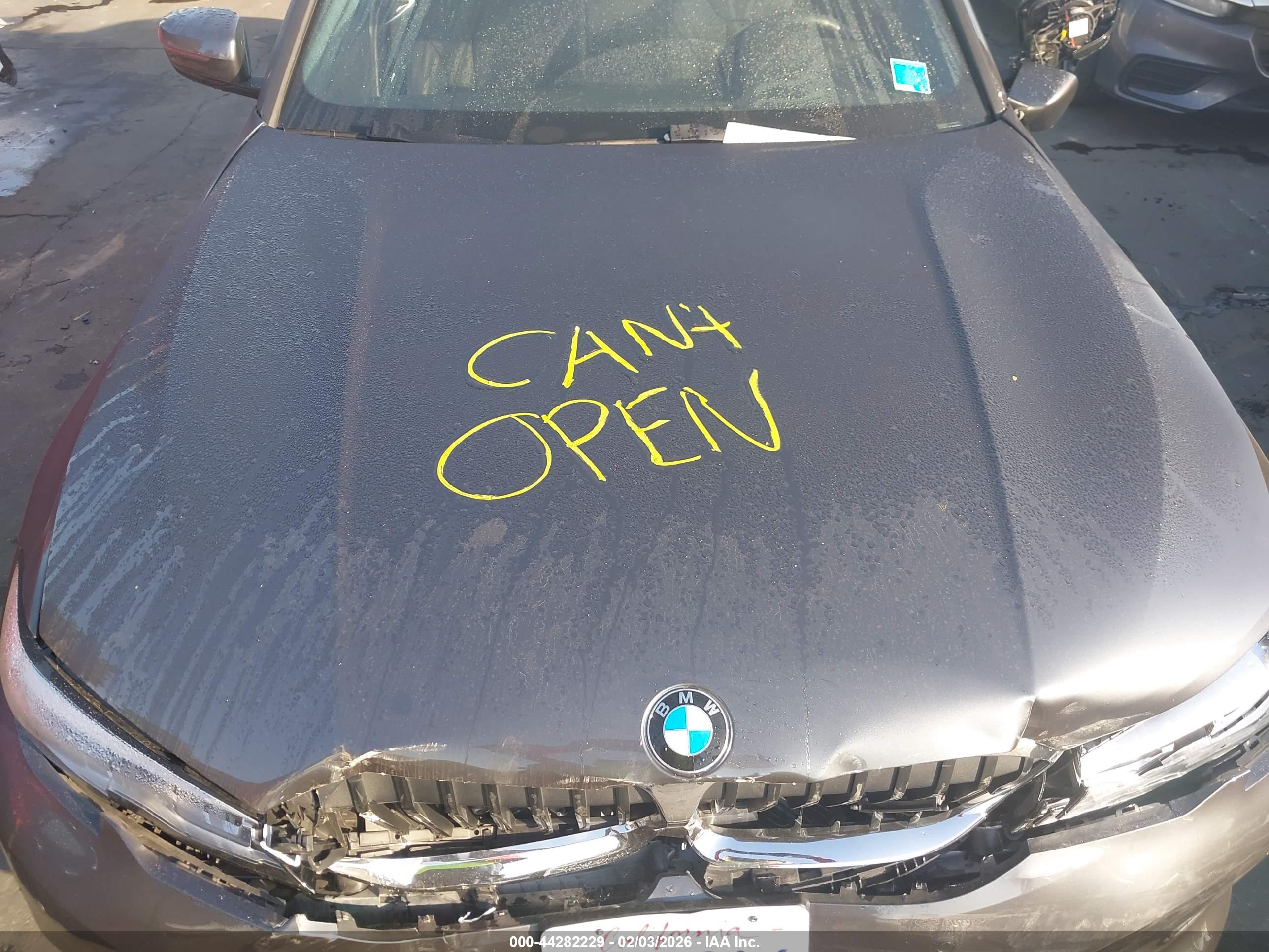 BMW 330I image 10