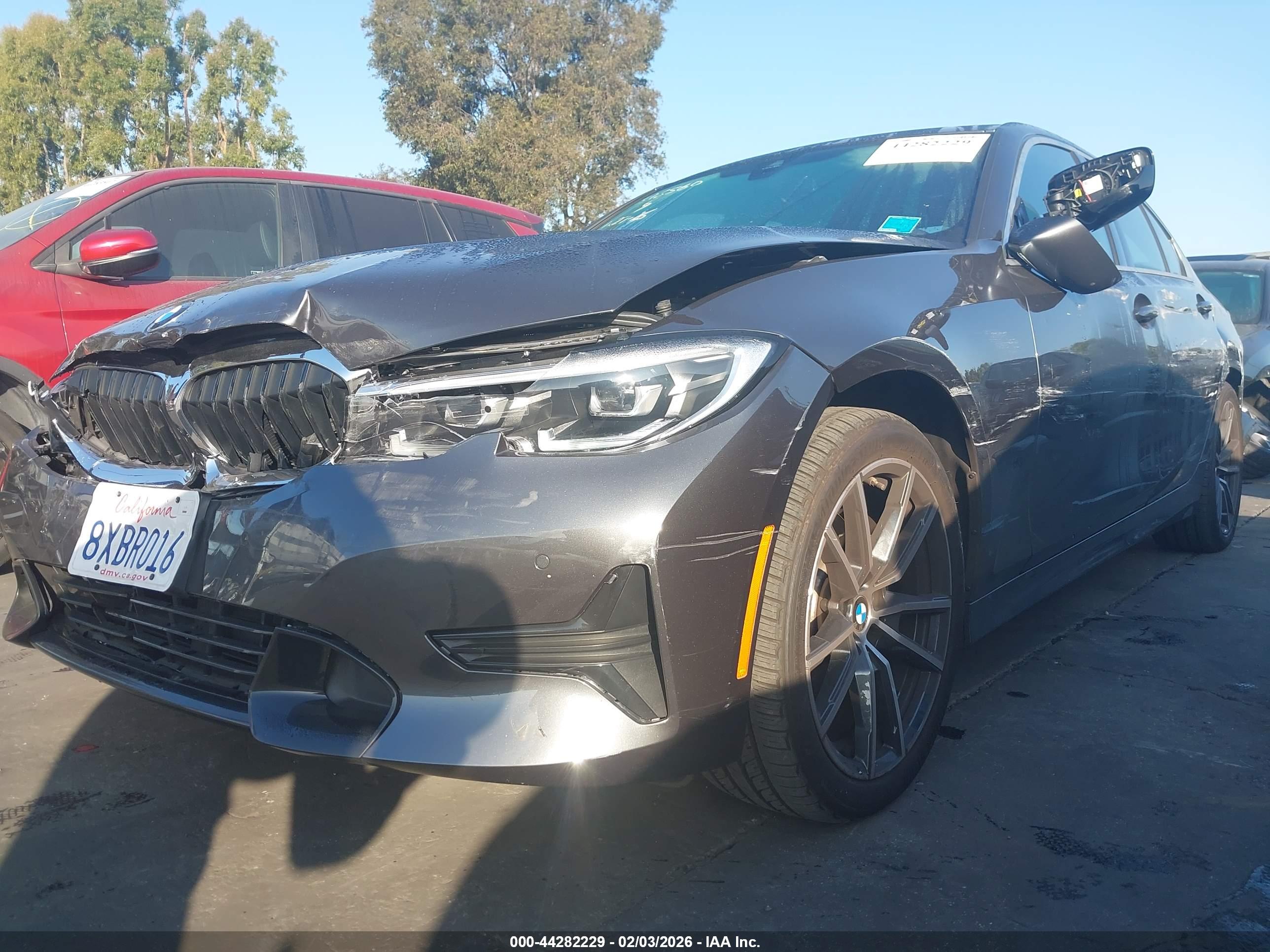 BMW 330I image 6