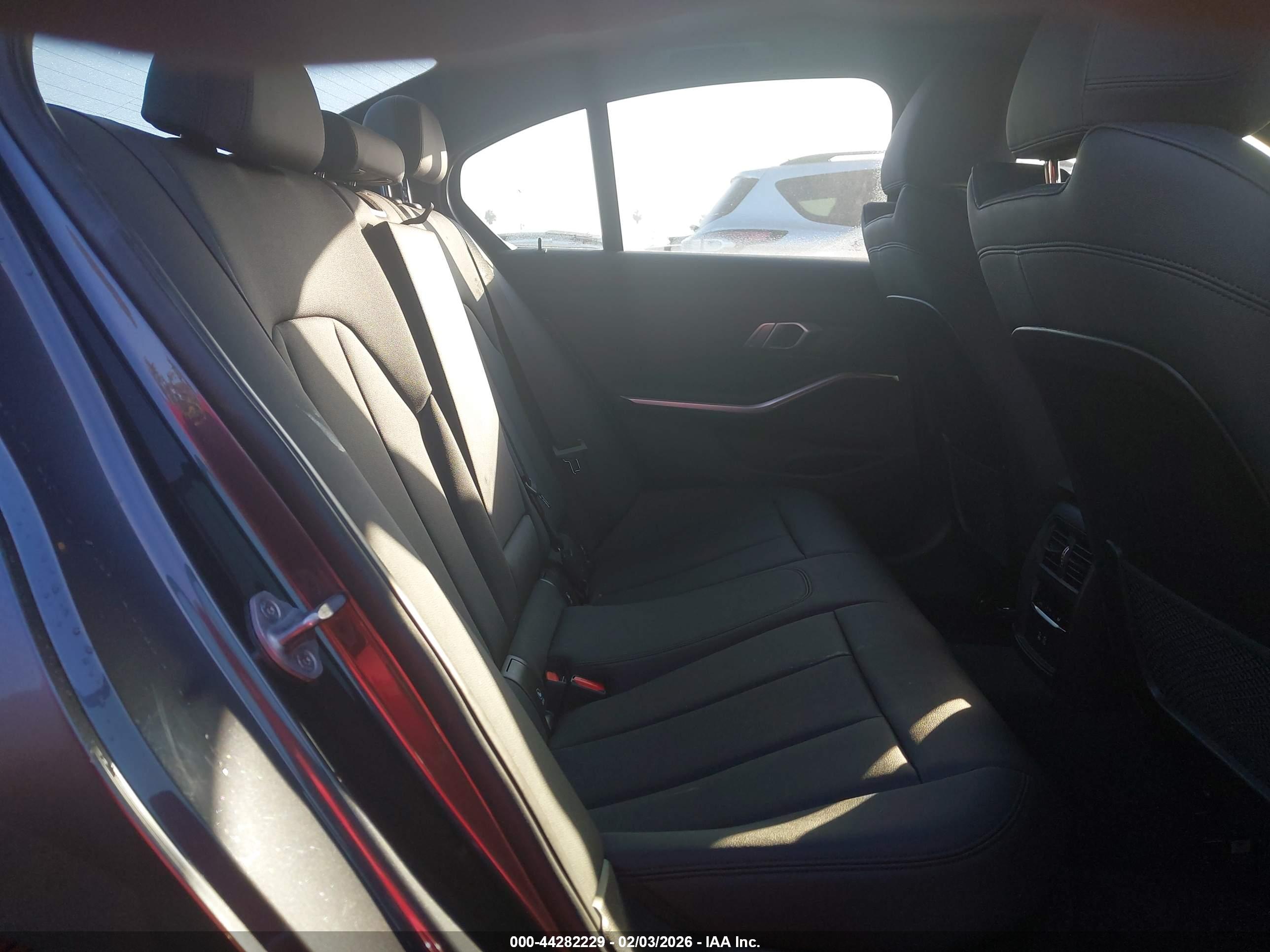 BMW 330I image 8
