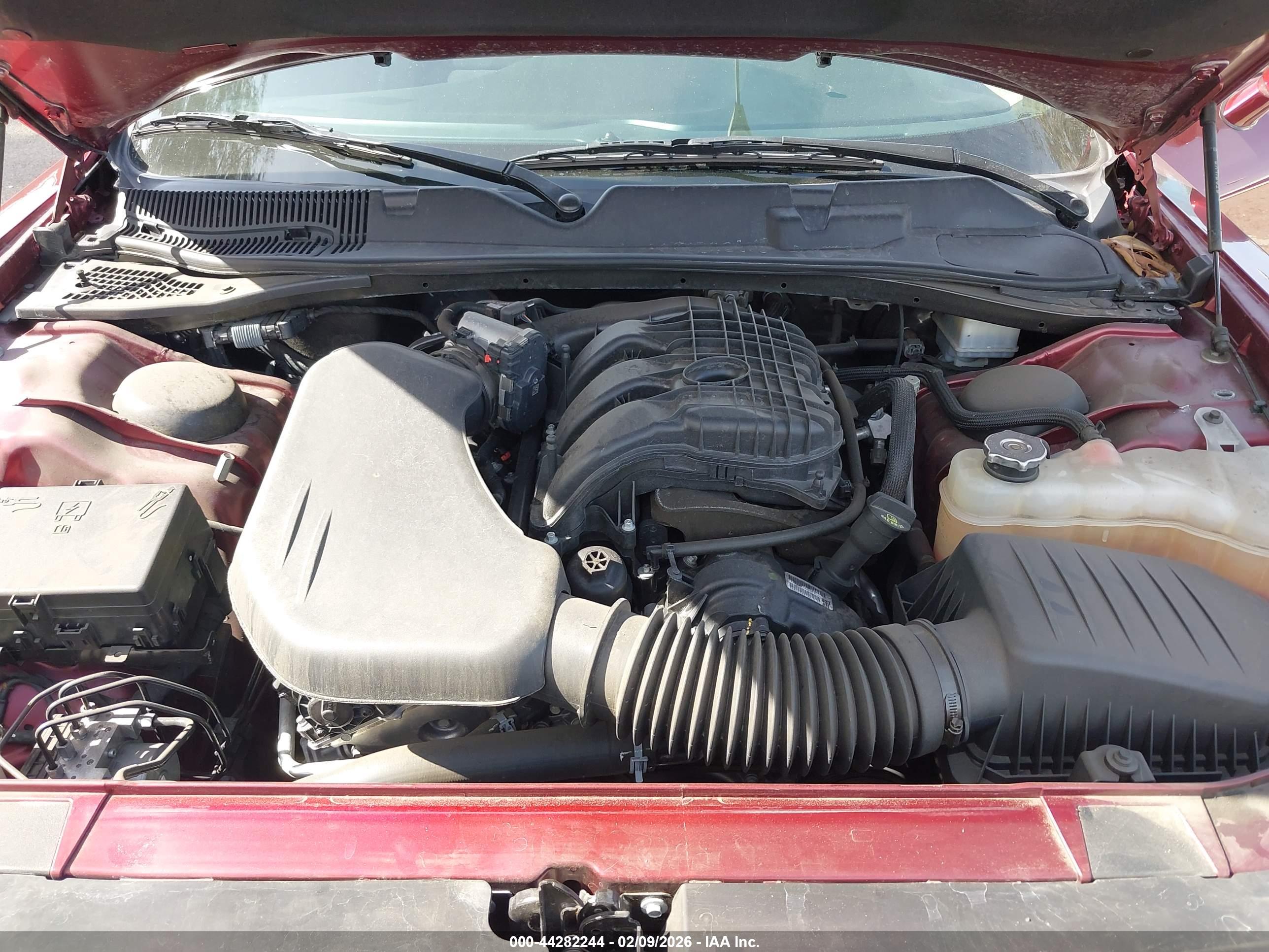 DODGE CHALLENGER image 10