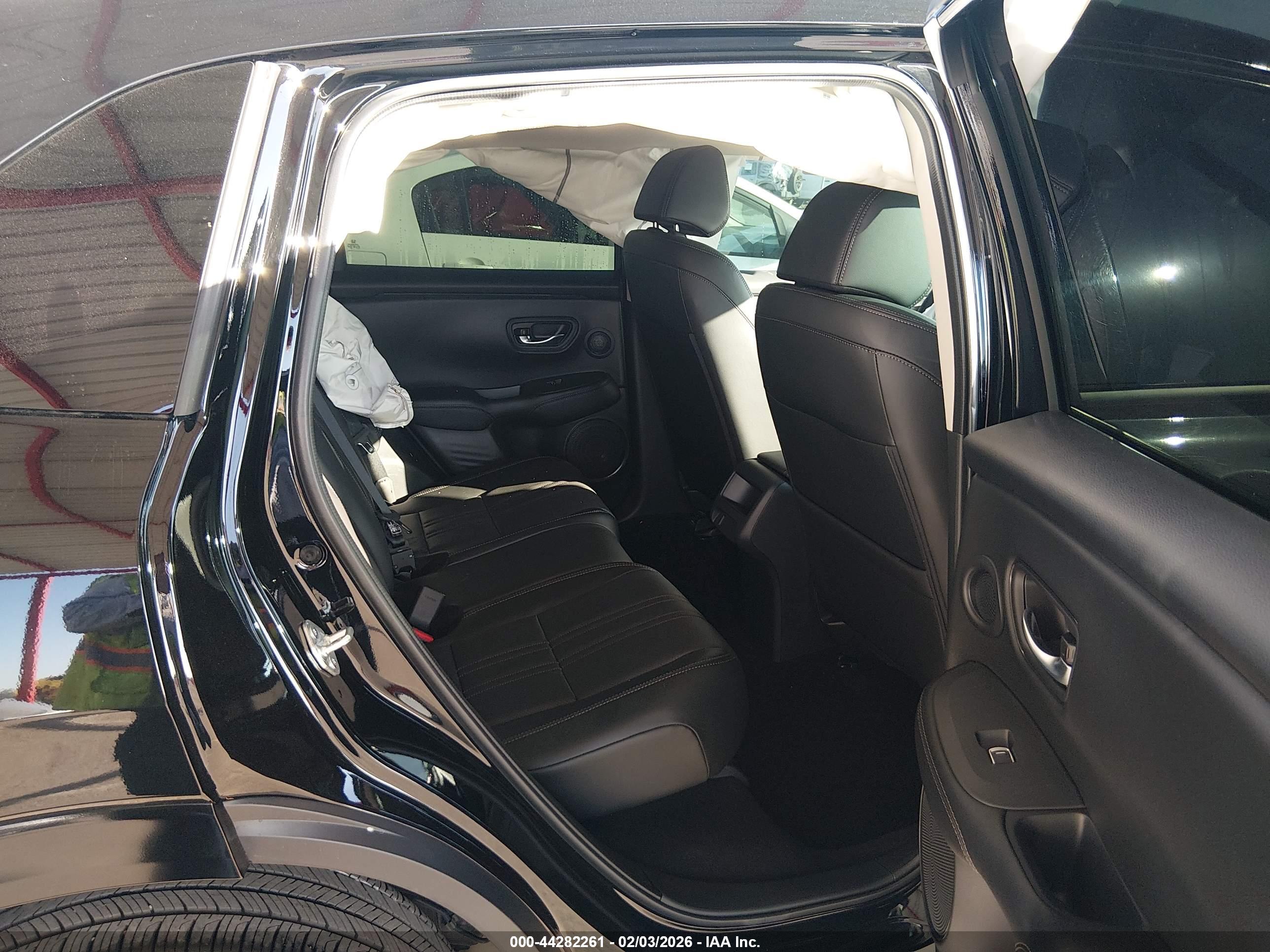 HONDA HR-V image 8