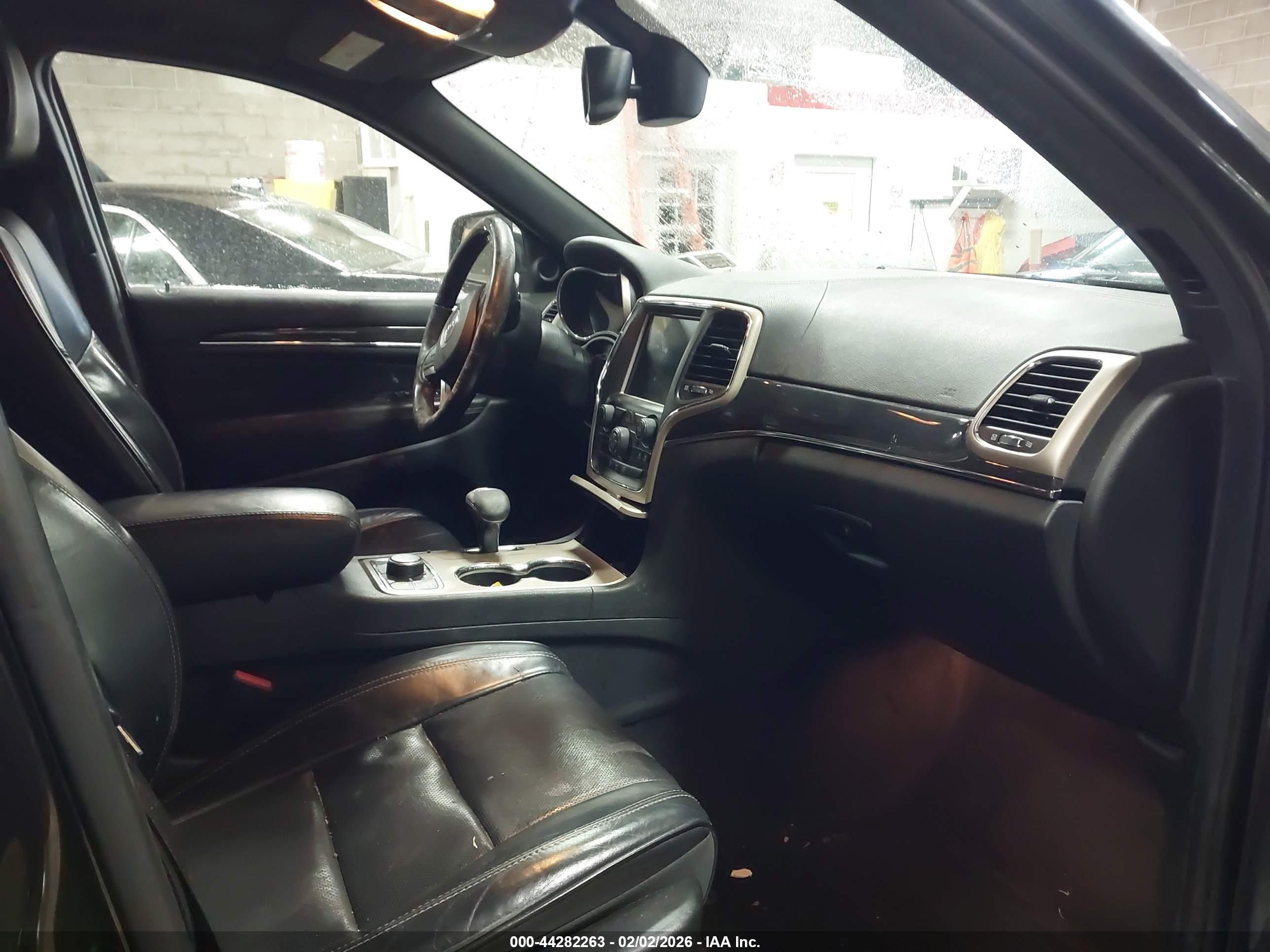 JEEP GRAND image 5