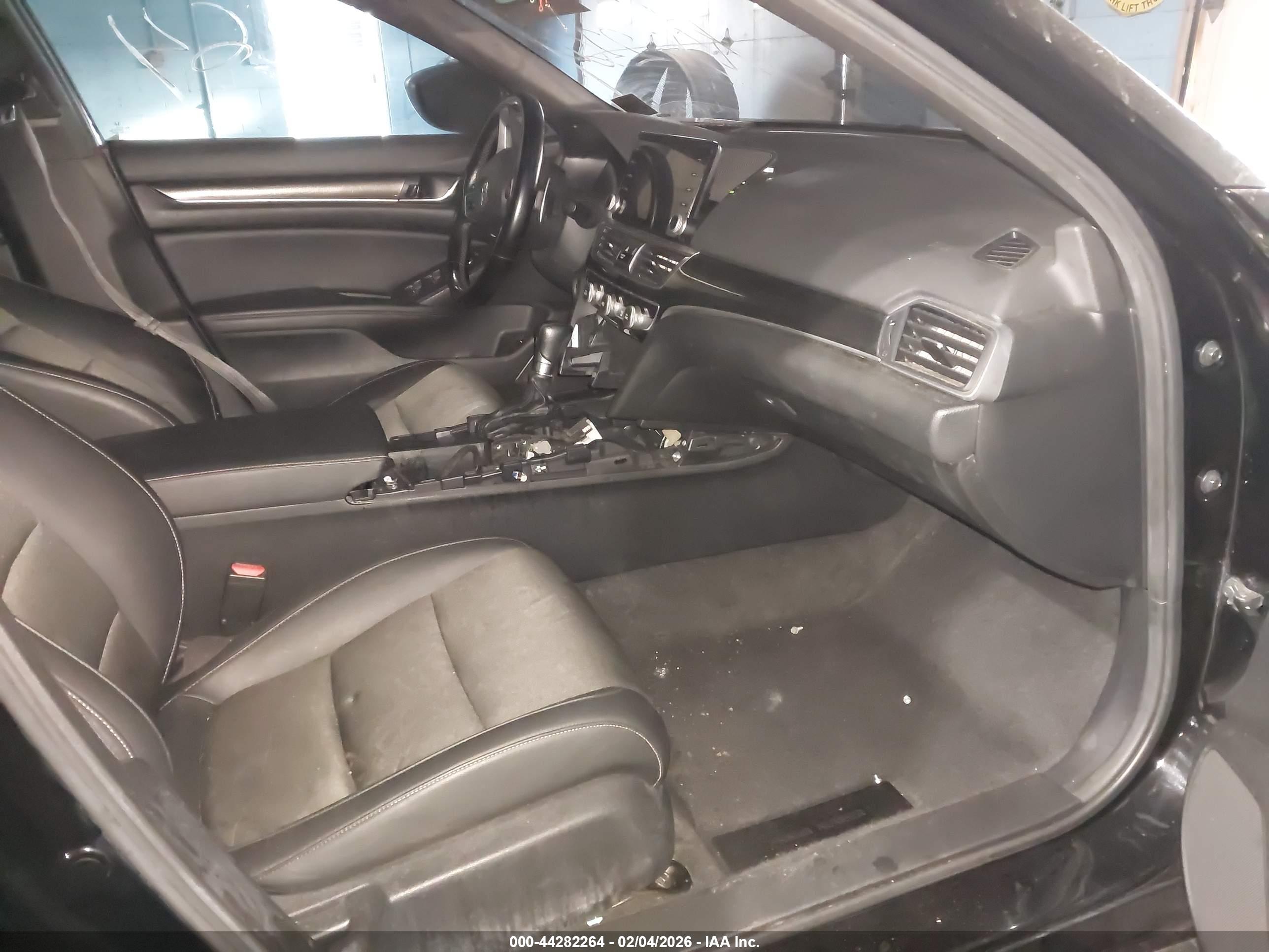 HONDA ACCORD image 5